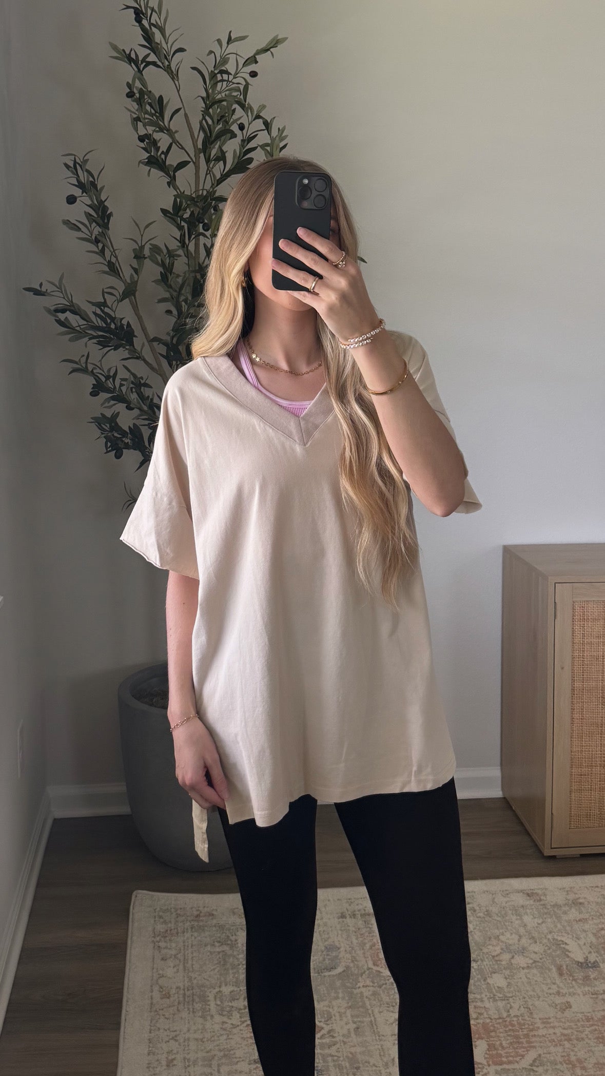 Oversized V-Neck Tee / Sand