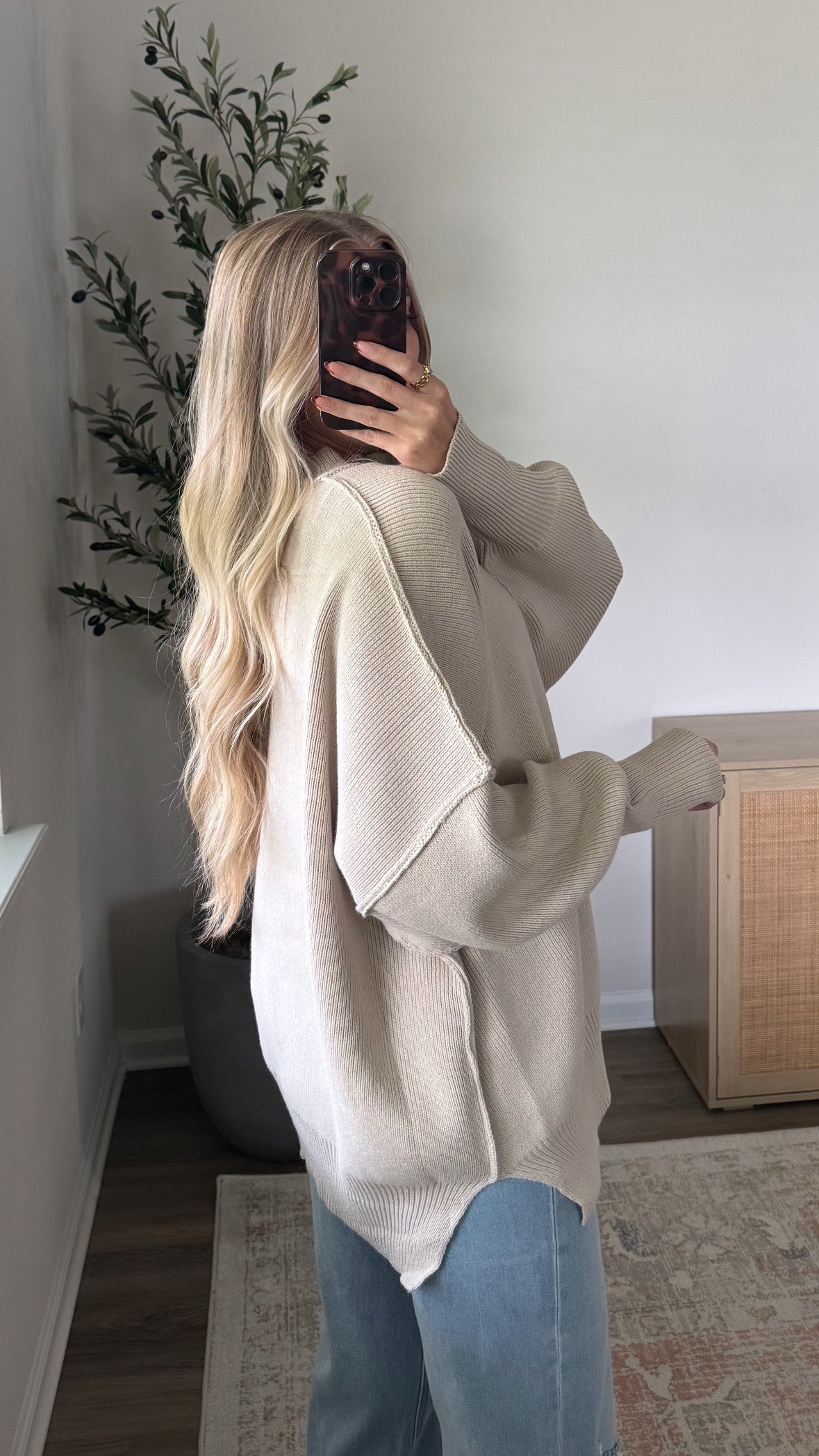 Oversized Essential Knit / Sand Beige