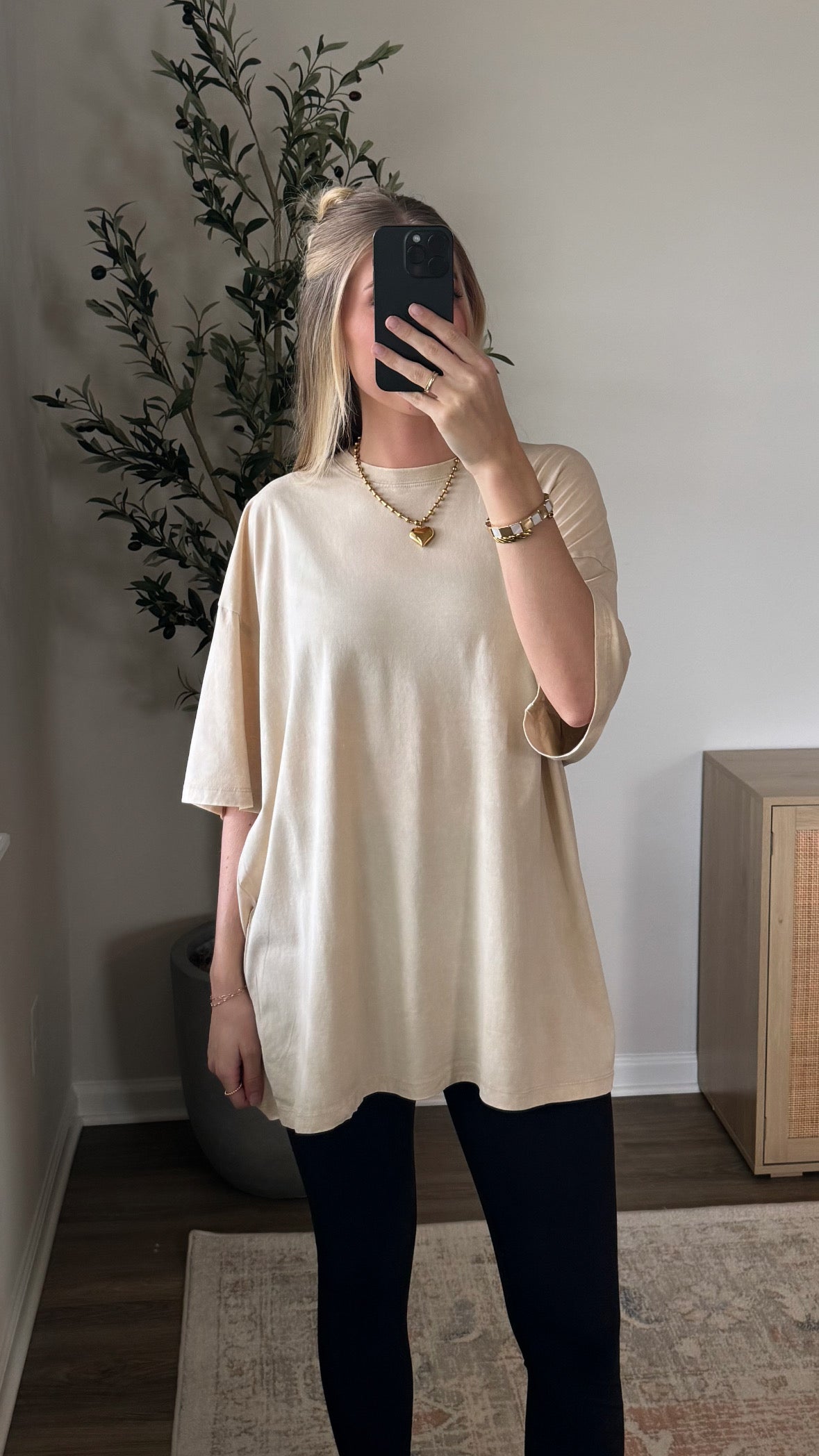11 Color Options / Girlfriend Tee