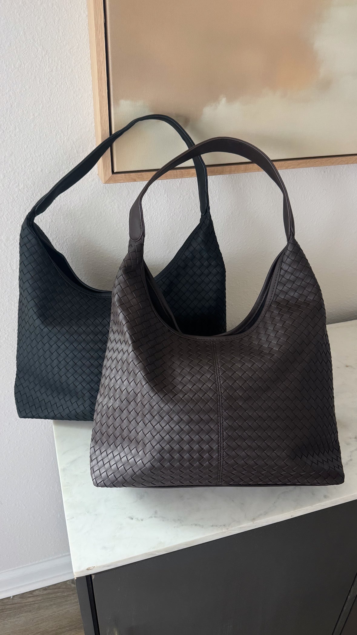 Woven Shoulder Bag / Brown