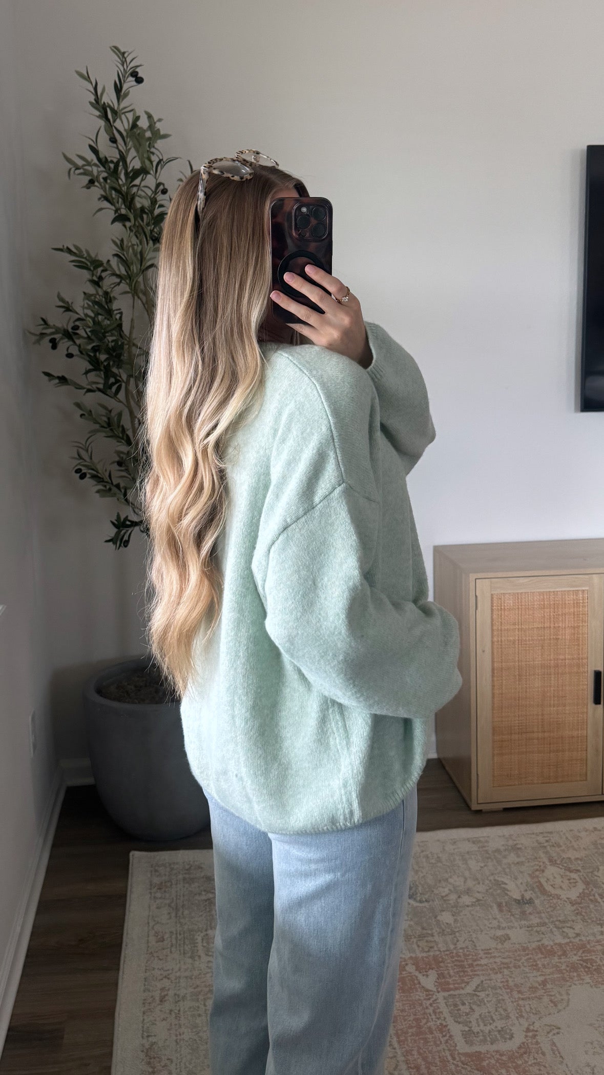 Button Down Cardigan / Mint