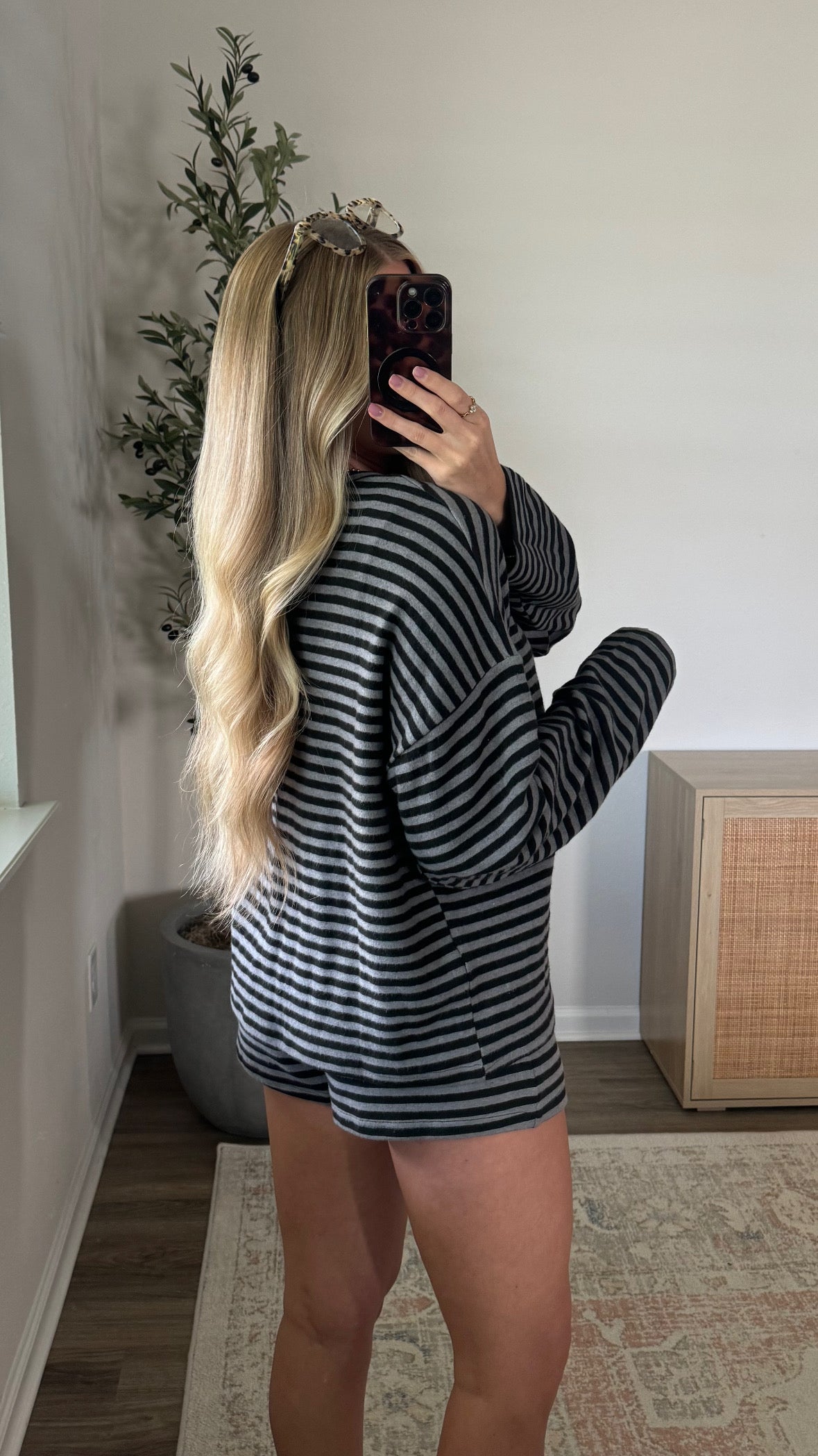 Shadow Striped Shorts Set / Black + Grey
