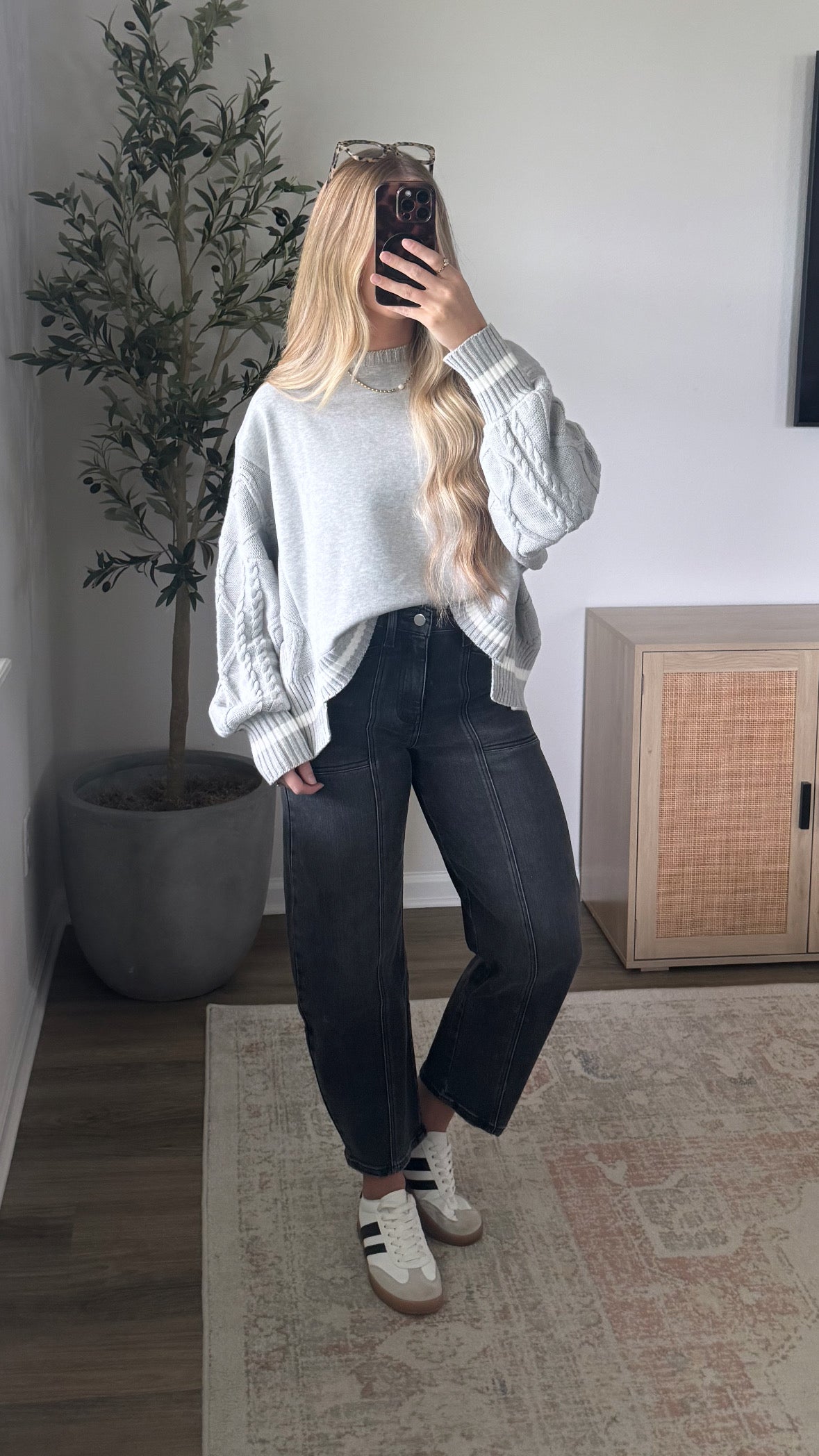 PREORDER (estimated to ship 9/16) Cable Knit Sweatshirt / Light Grey