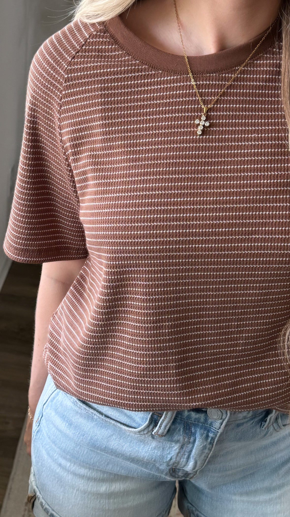 Cora Striped Tee / Brown