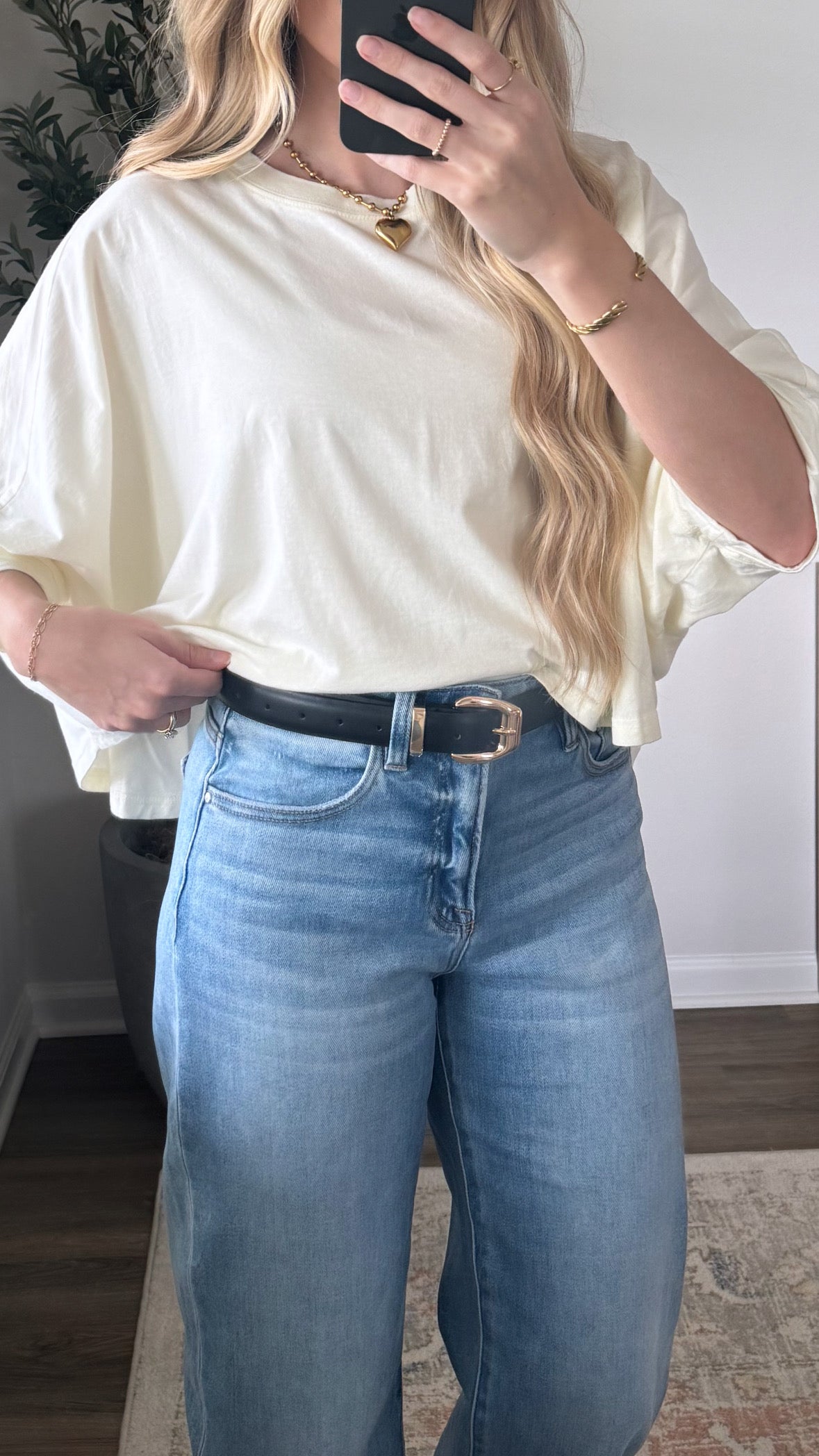 3 Color Options / Gold Belt