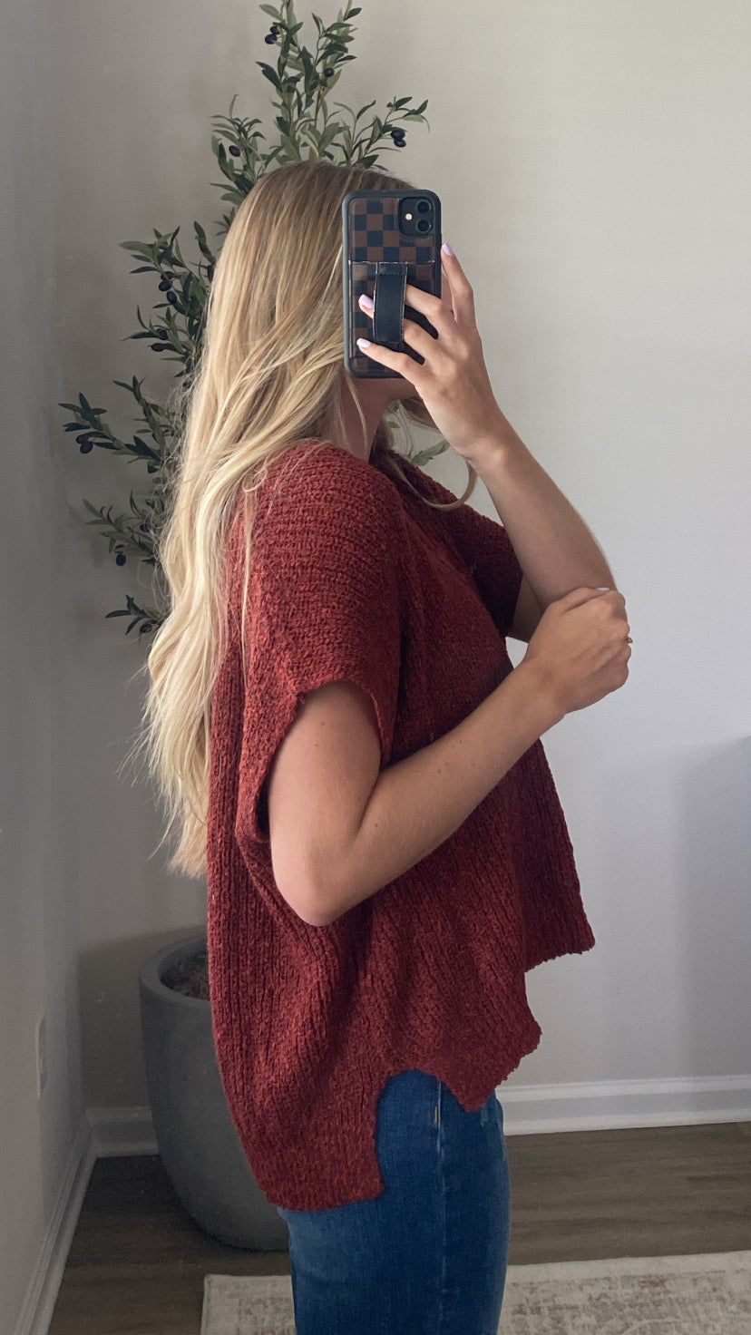 Sleeveless Popcorn Knit / Rust
