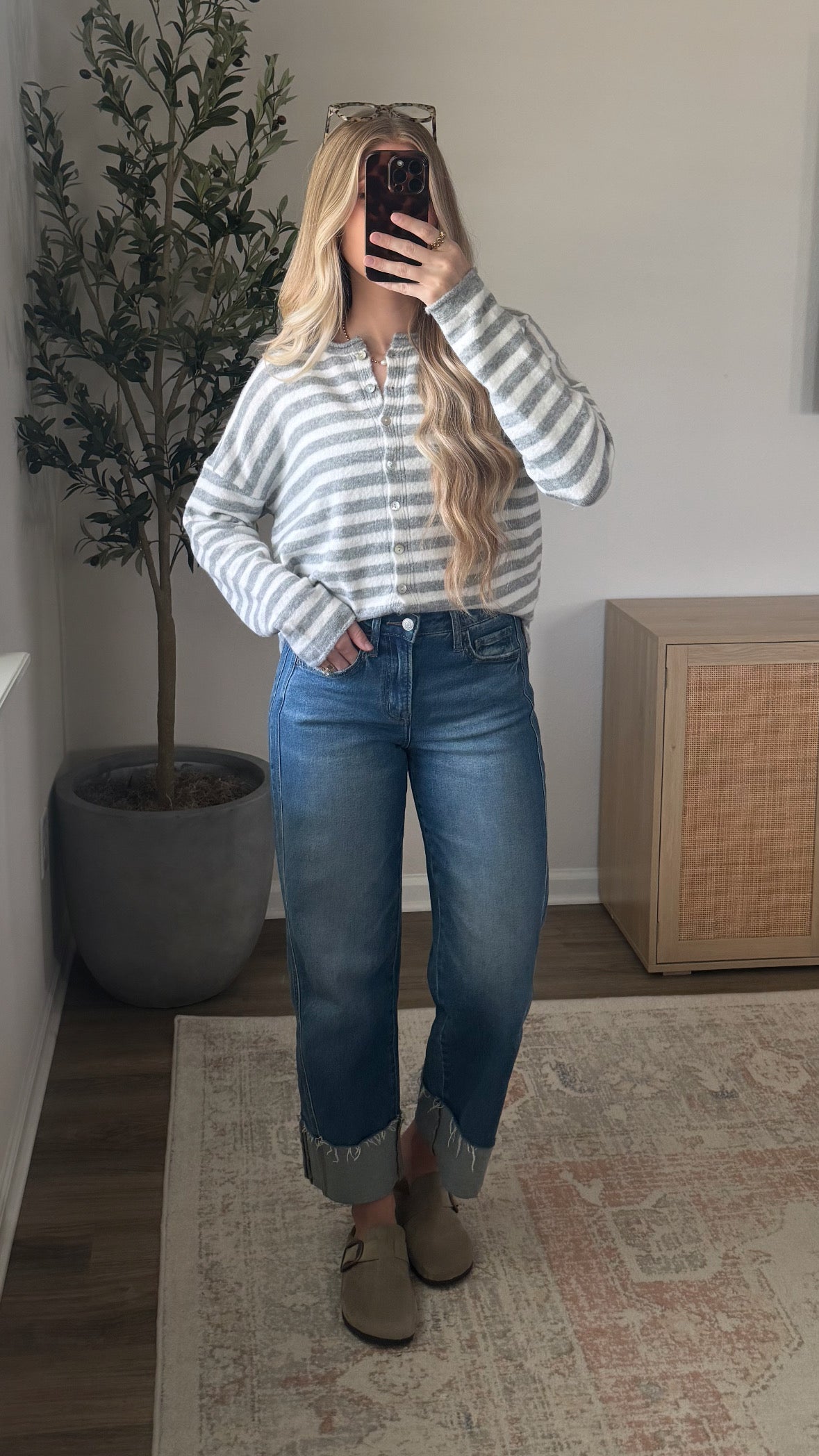 Brooke Striped Cardigan / Grey