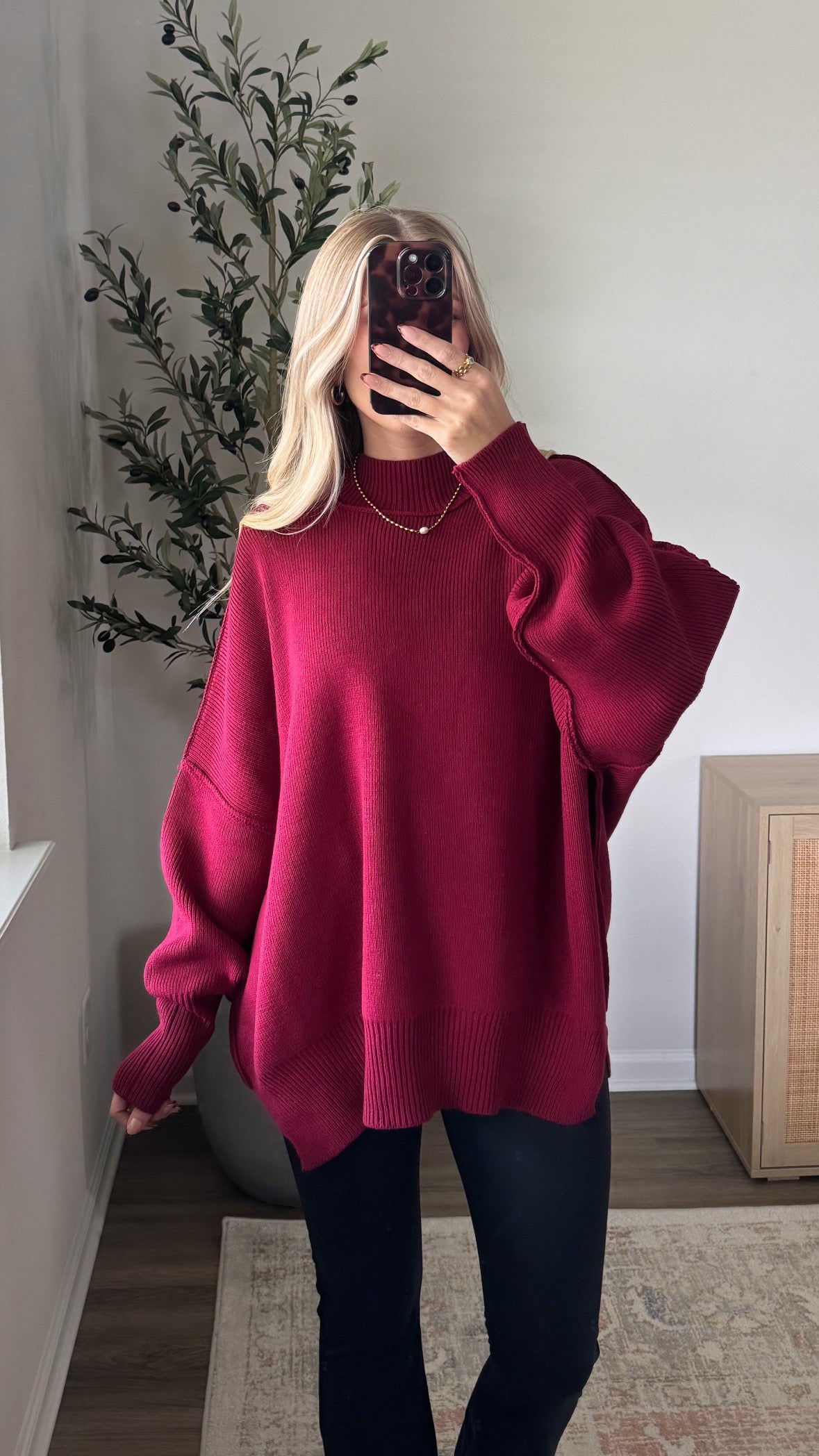 Oversized Essential Knit / Cabernet