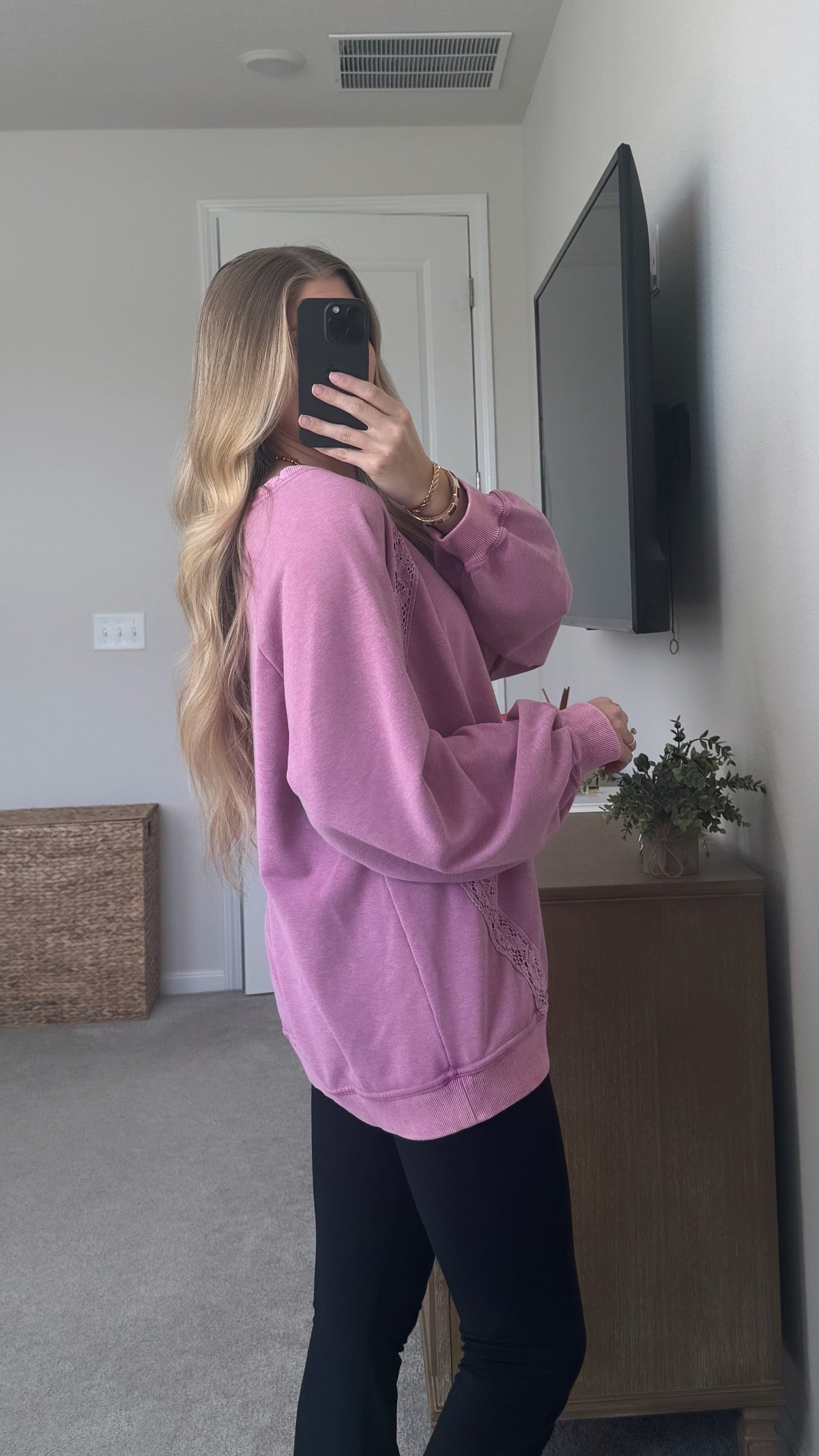 Lace Detail Pullover / Orchid