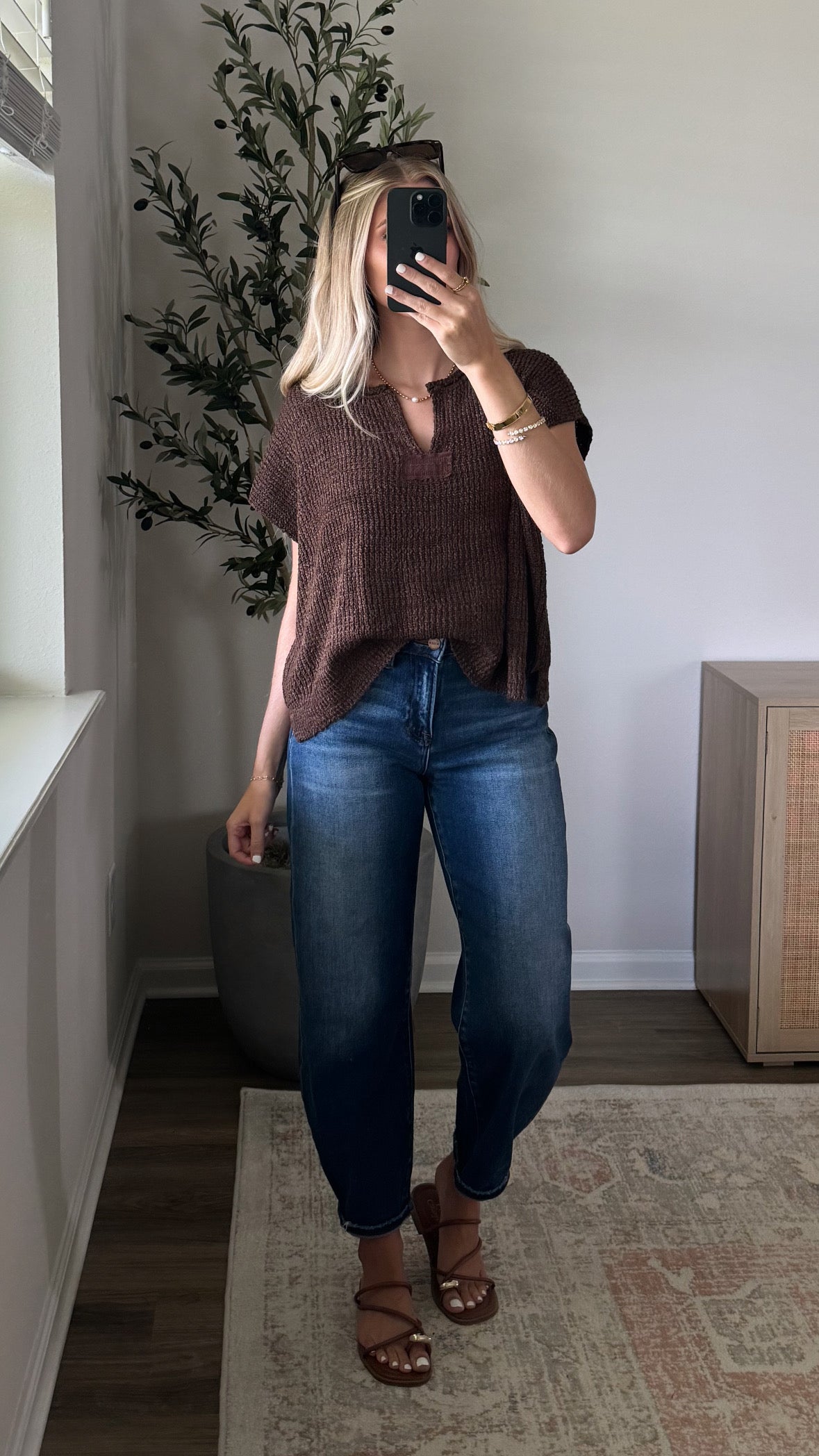 Sleeveless Popcorn Knit / Brown