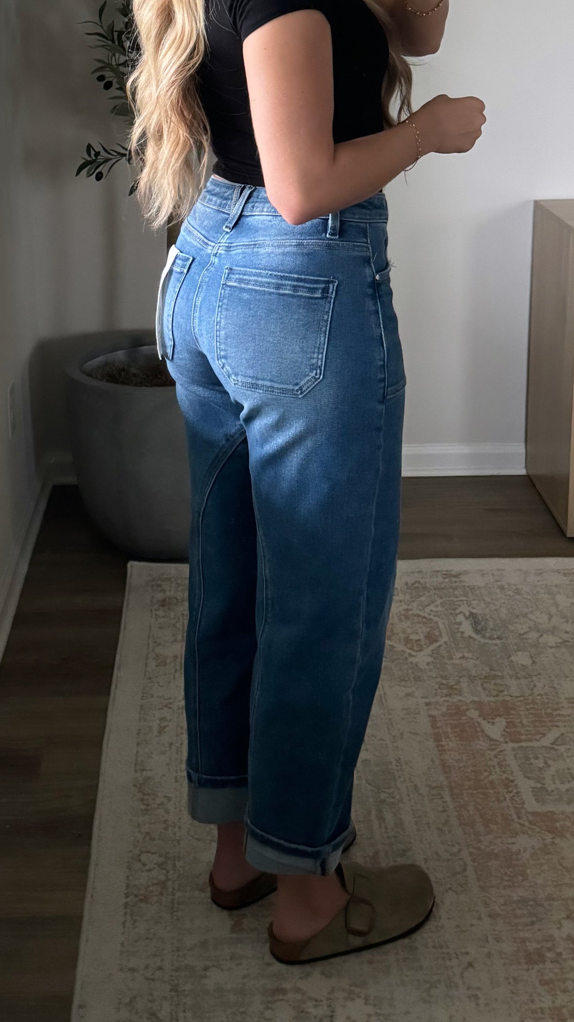 Rowan Comfort Denim / Medium Wash