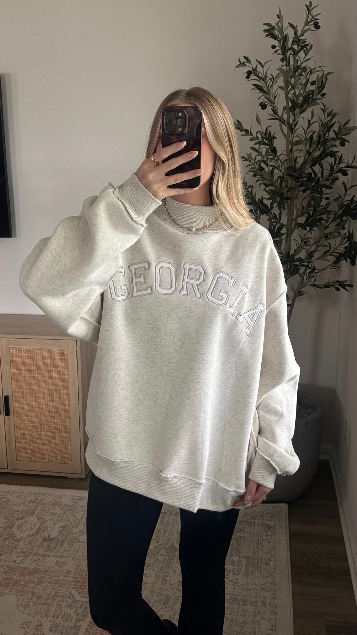 Georgia Mockneck Sweatshirt / Embroidered