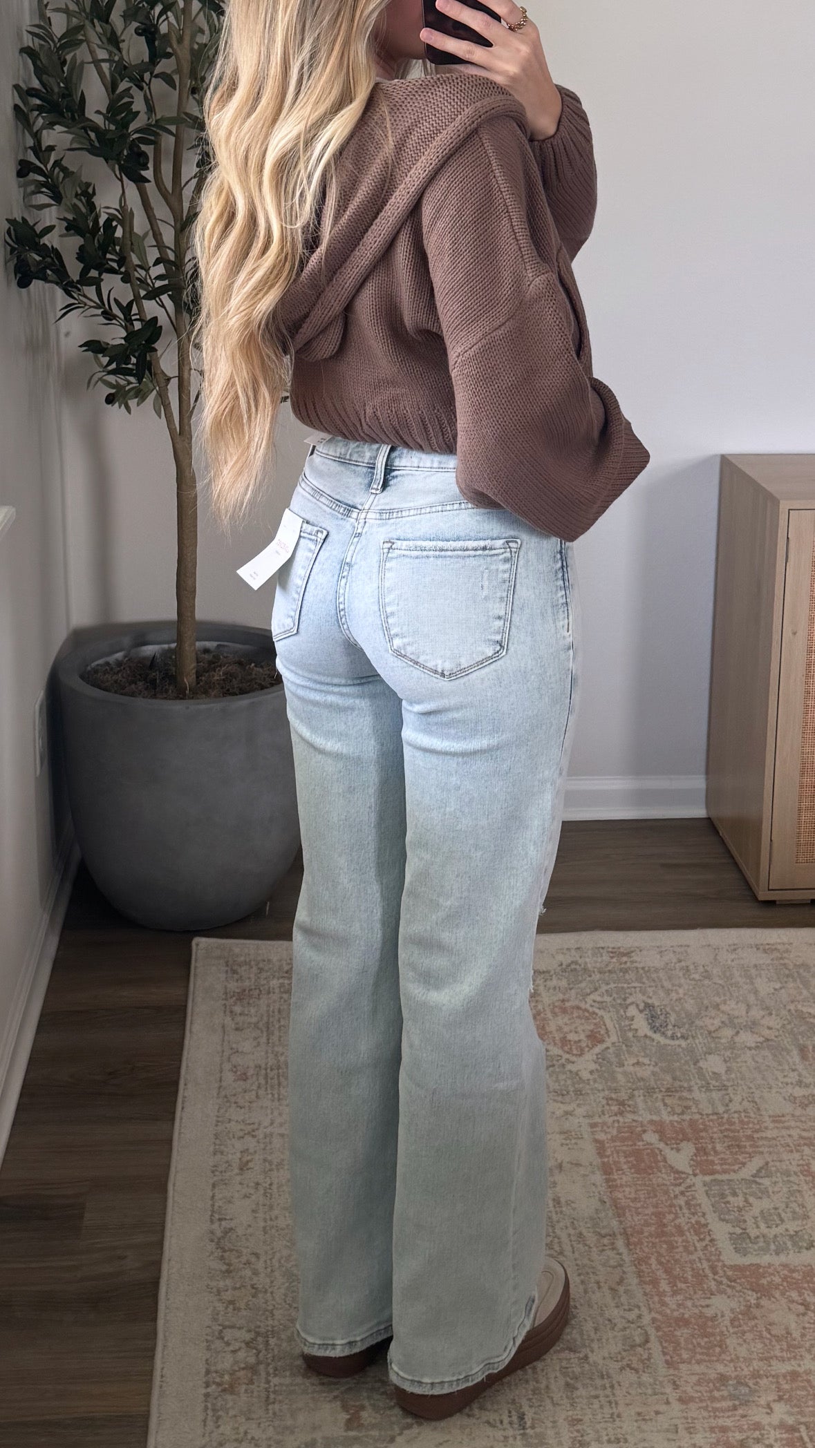 Brittany Distressed Denim / Light Wash