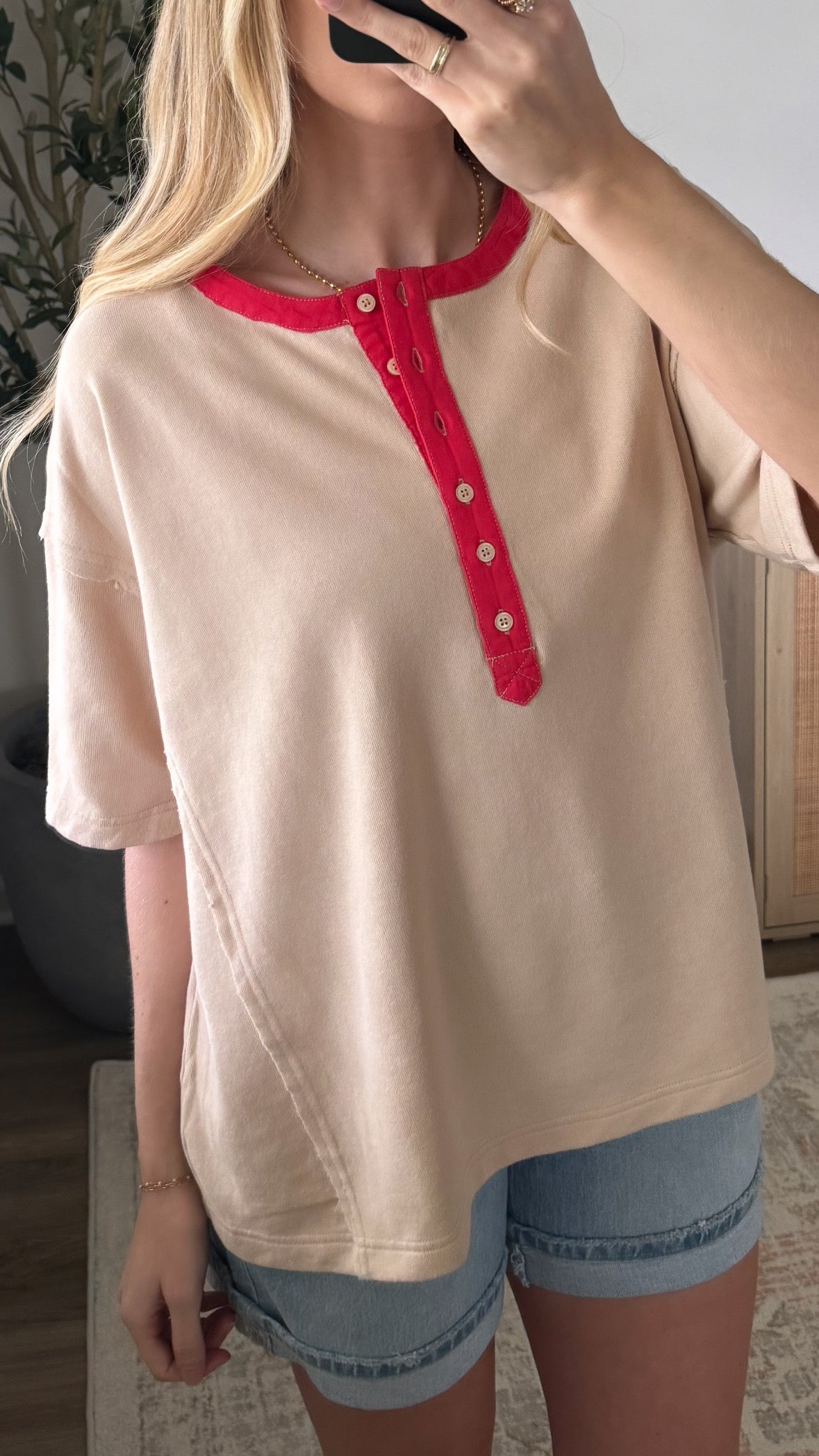 Contrast Henley / Oat + Red