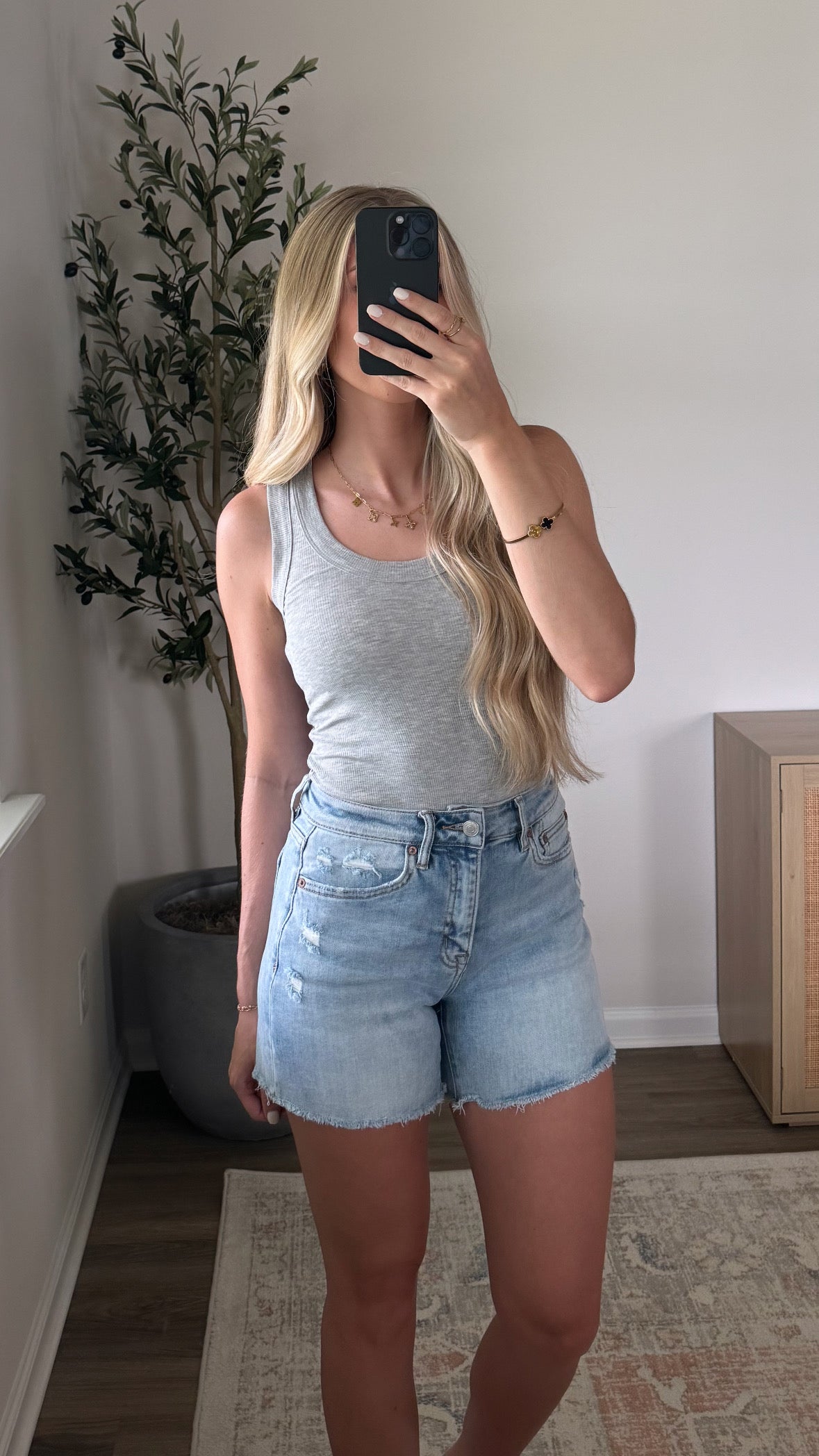 7 Colors / Essential Ribbed Tank