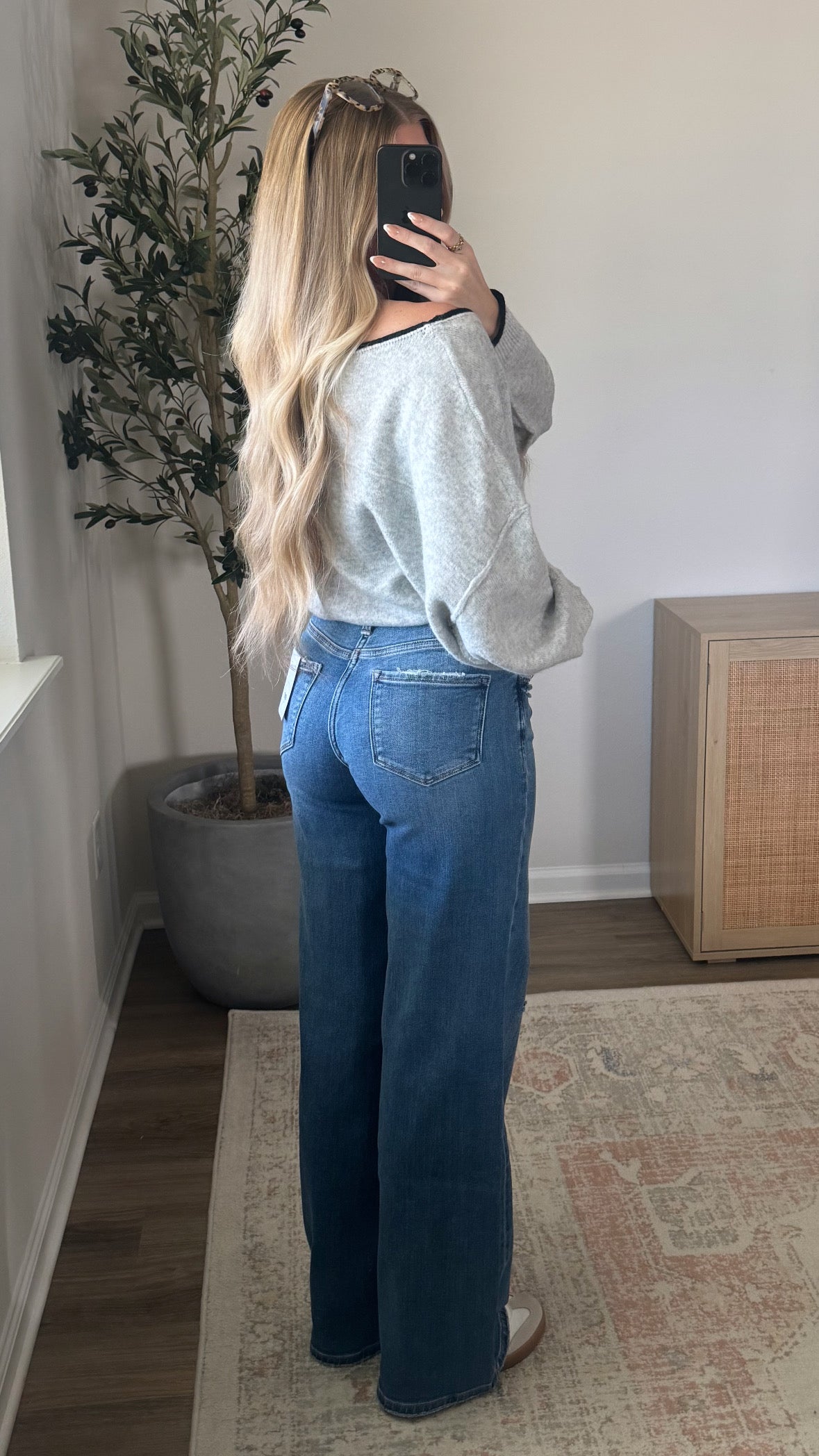 Baylee Mid Rise Denim / Medium Wash