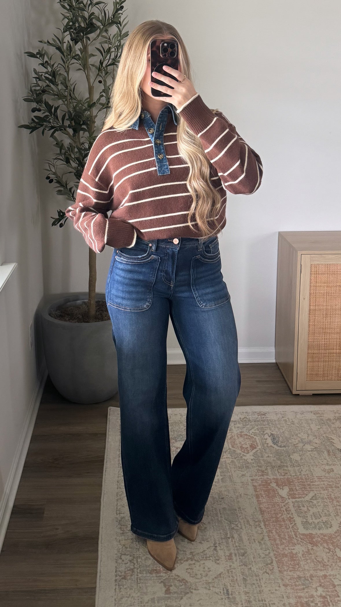 PREORDER (estimated to ship 11/13) - Chloe Patch Pocket Wide Leg Jeans / Dark Wash