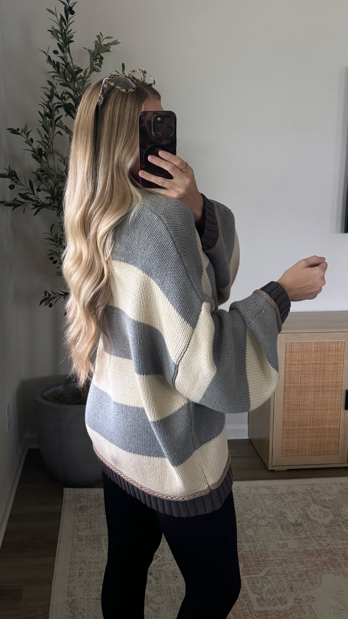 Ivy Oversized Sweater / Grey Stripes