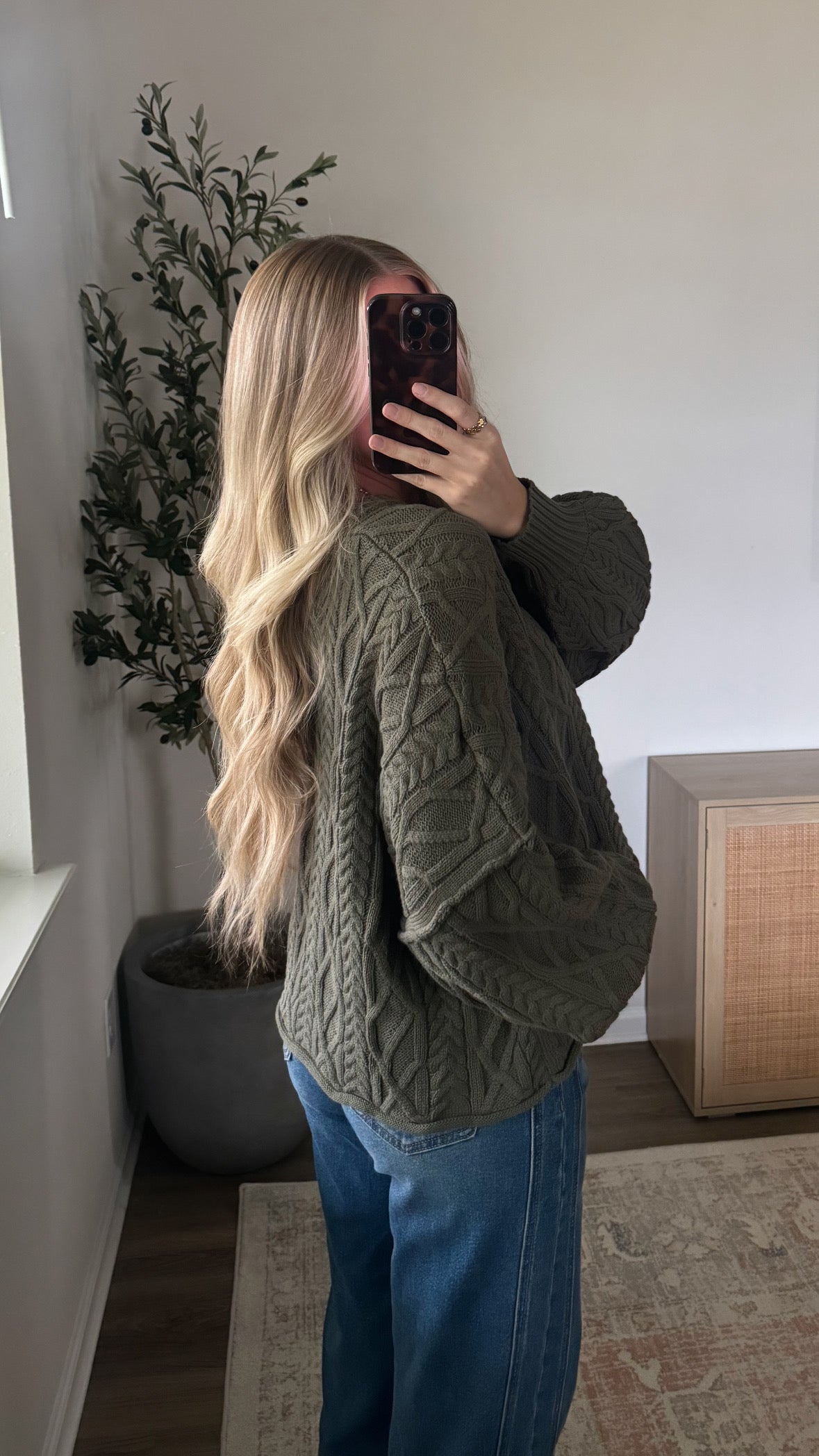 Cable Knit Sweater / Olive Green