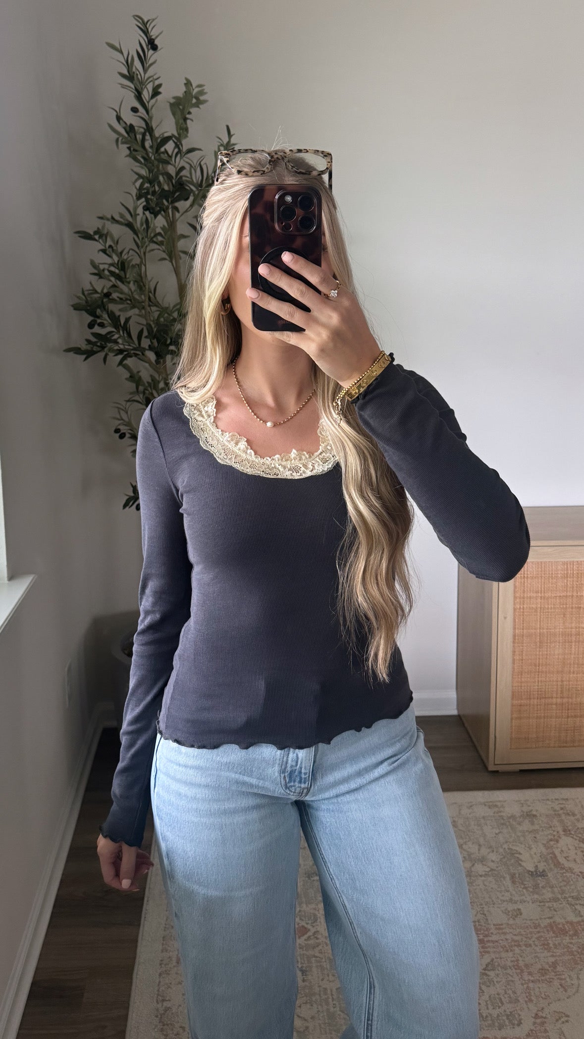 Long Sleeve Lace Top / Ash