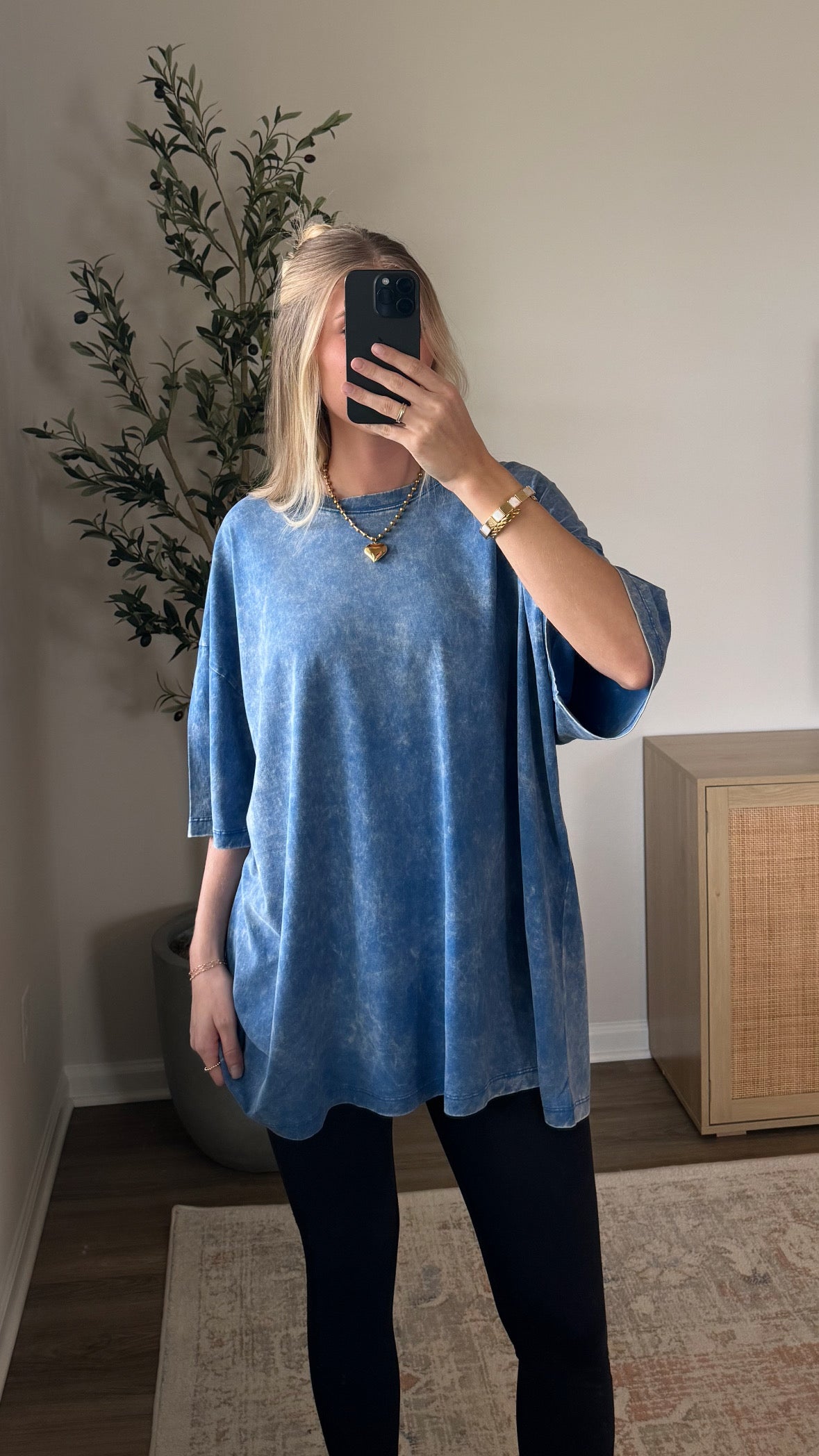 11 Color Options / Girlfriend Tee