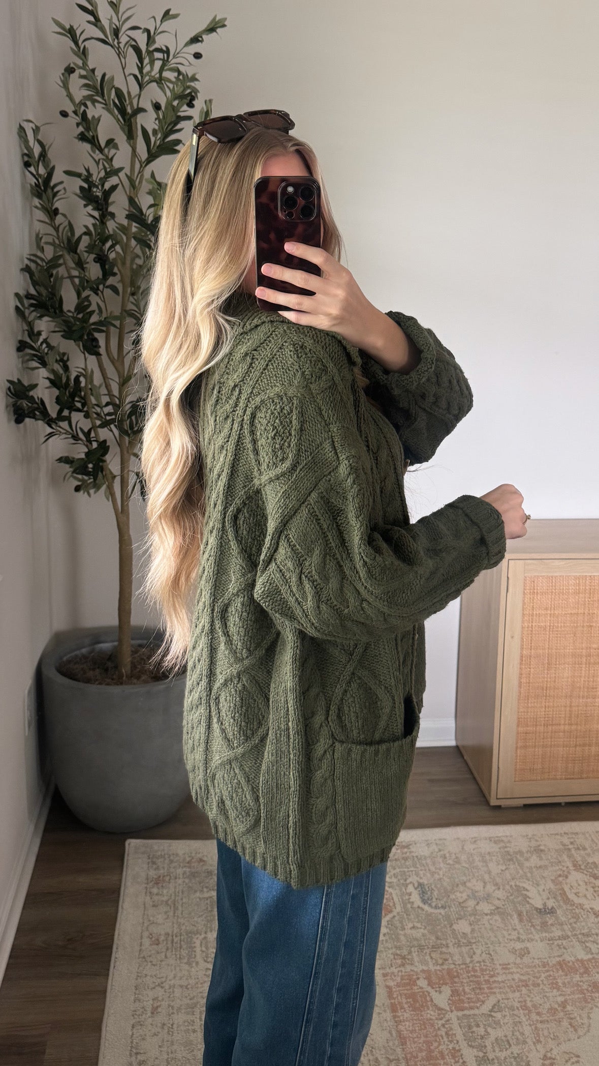 Chloe Cable Knit Cardigan / Dark Green