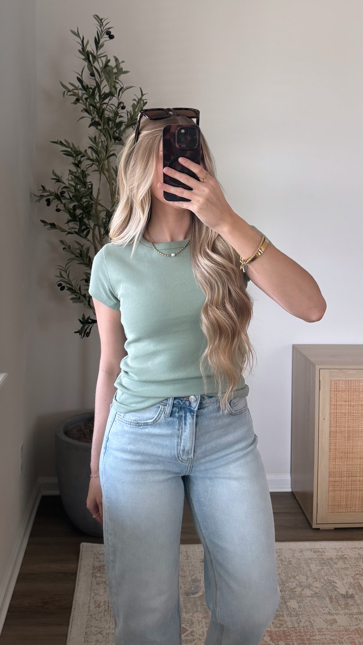 Basic Ribbed Tee / Sage