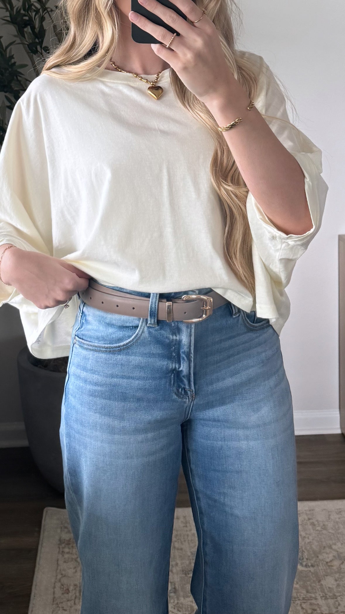 3 Color Options / Gold Belt