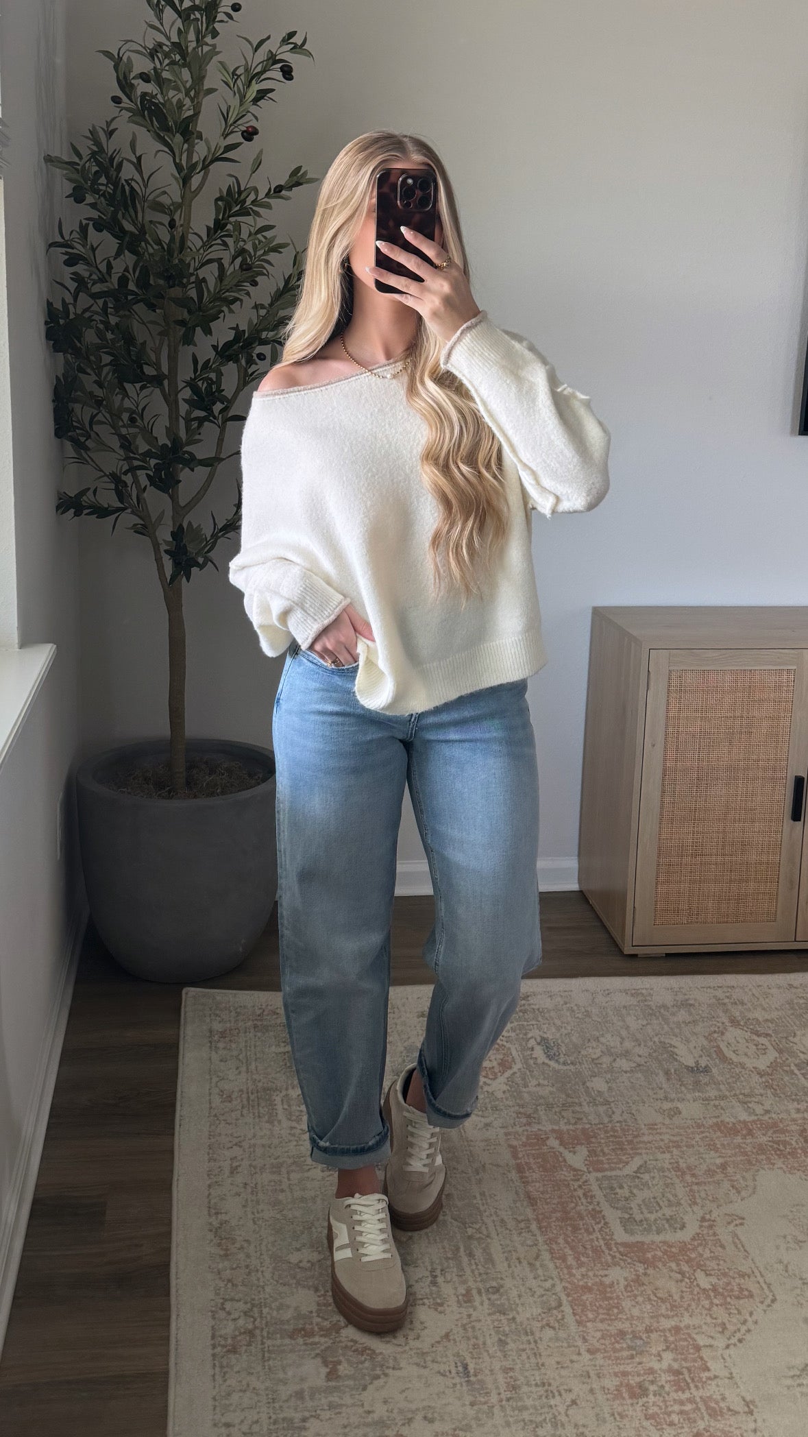 Contrast Boat Neck Sweater / Cream