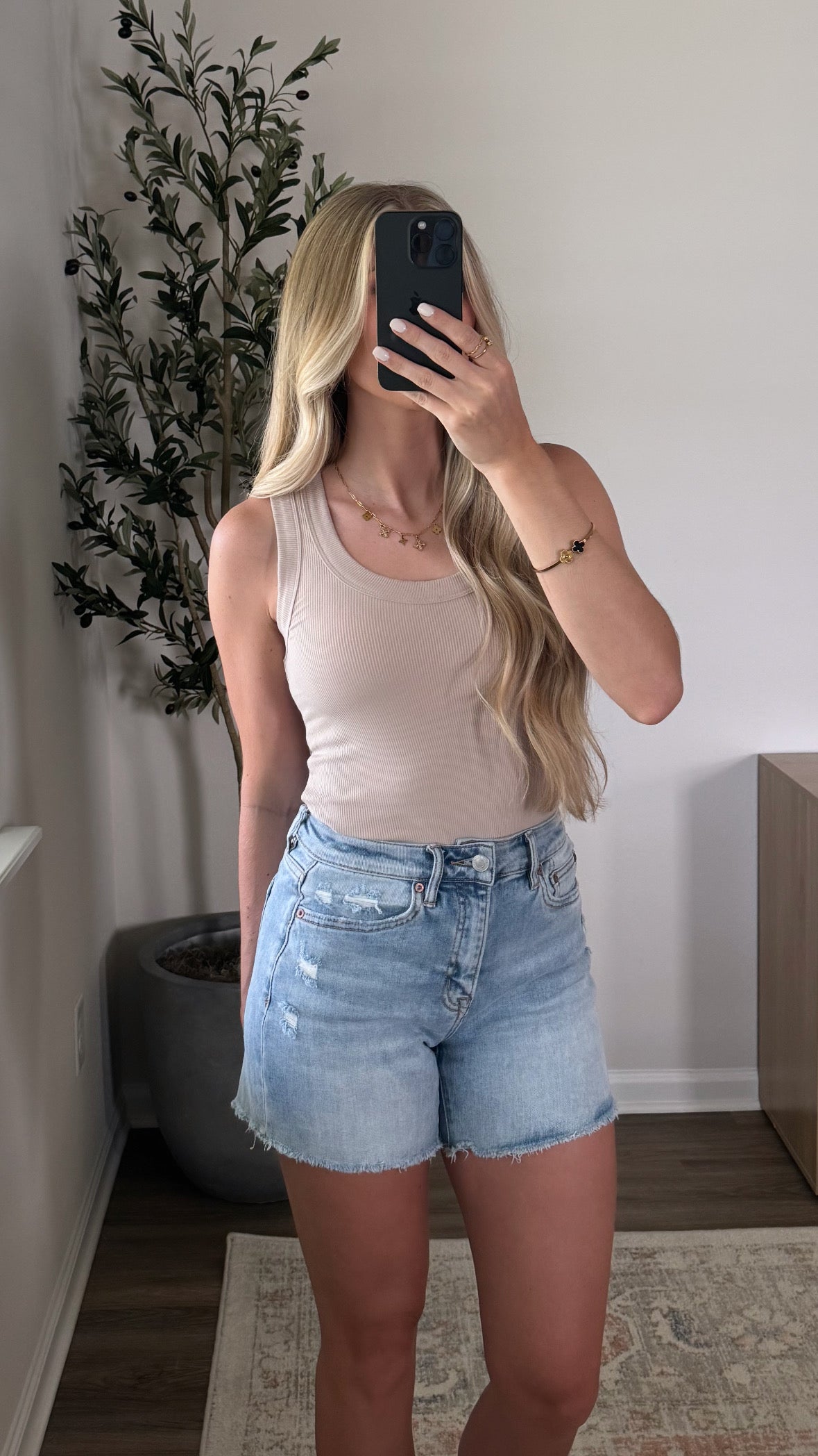 7 Colors / Essential Ribbed Tank