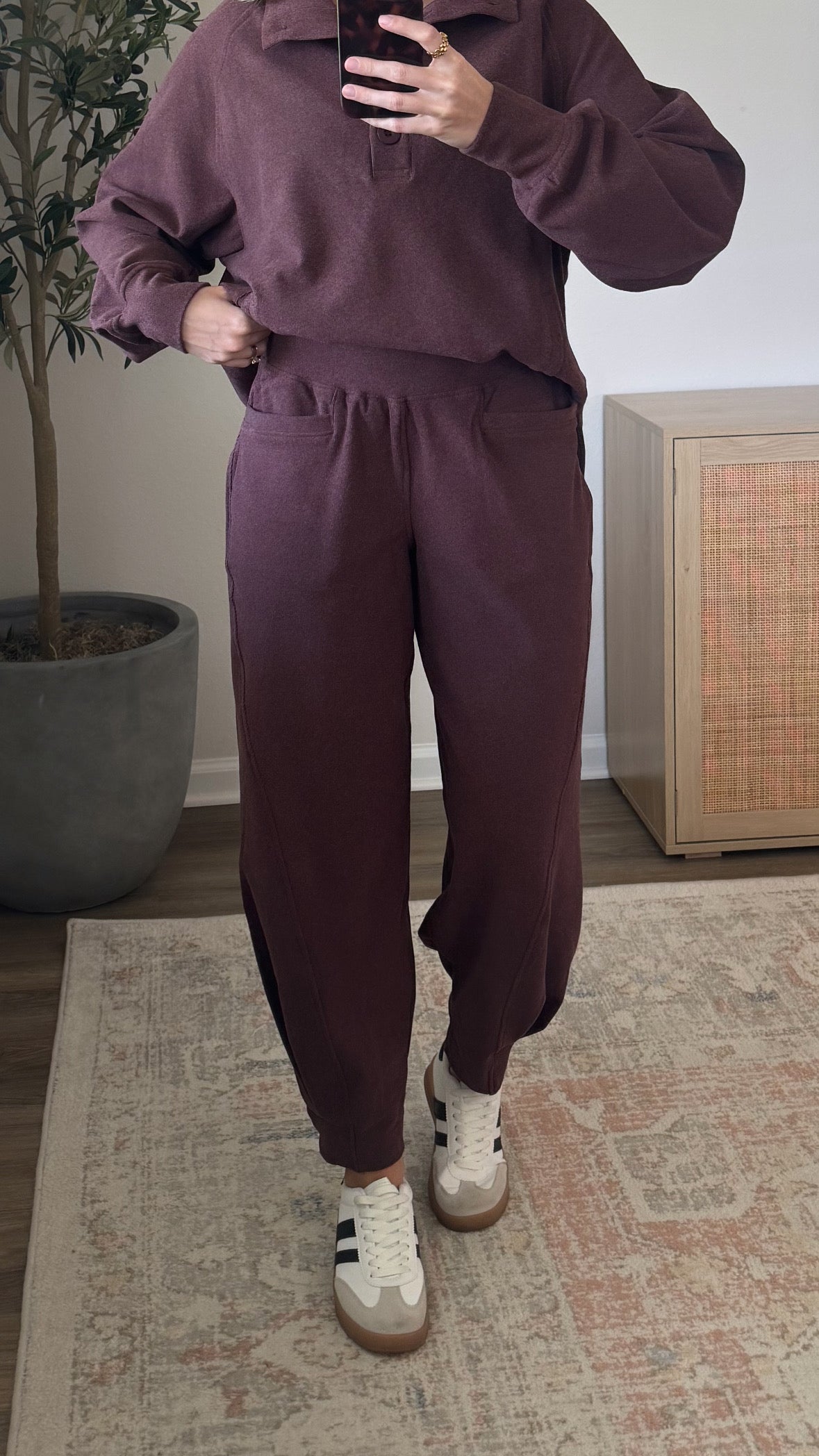 Barrel Sweatpants / Dark Cherry