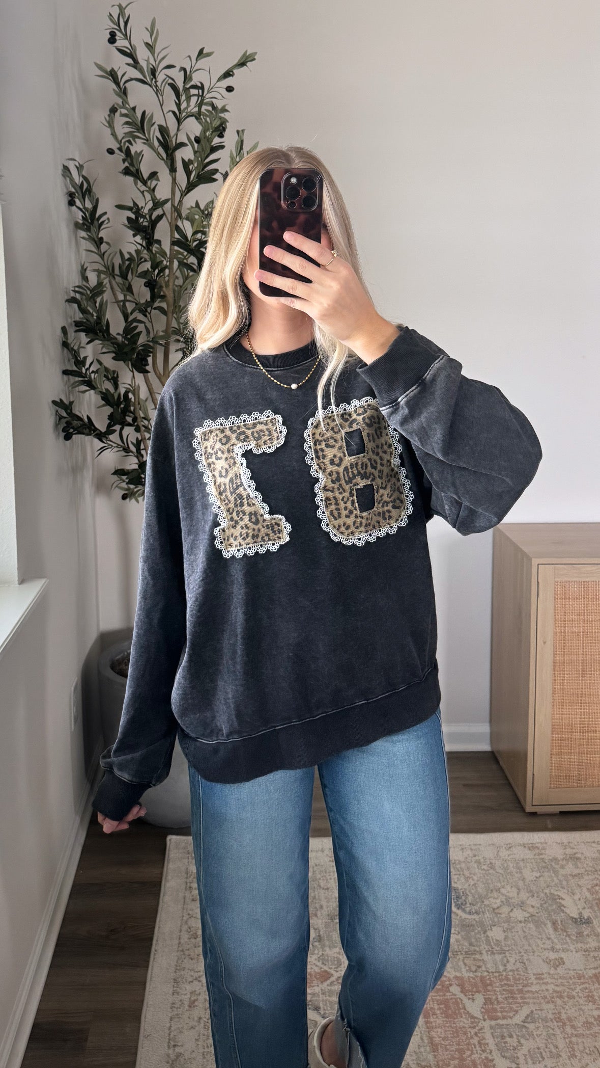 87 Leopard Patch Sweatshirt
