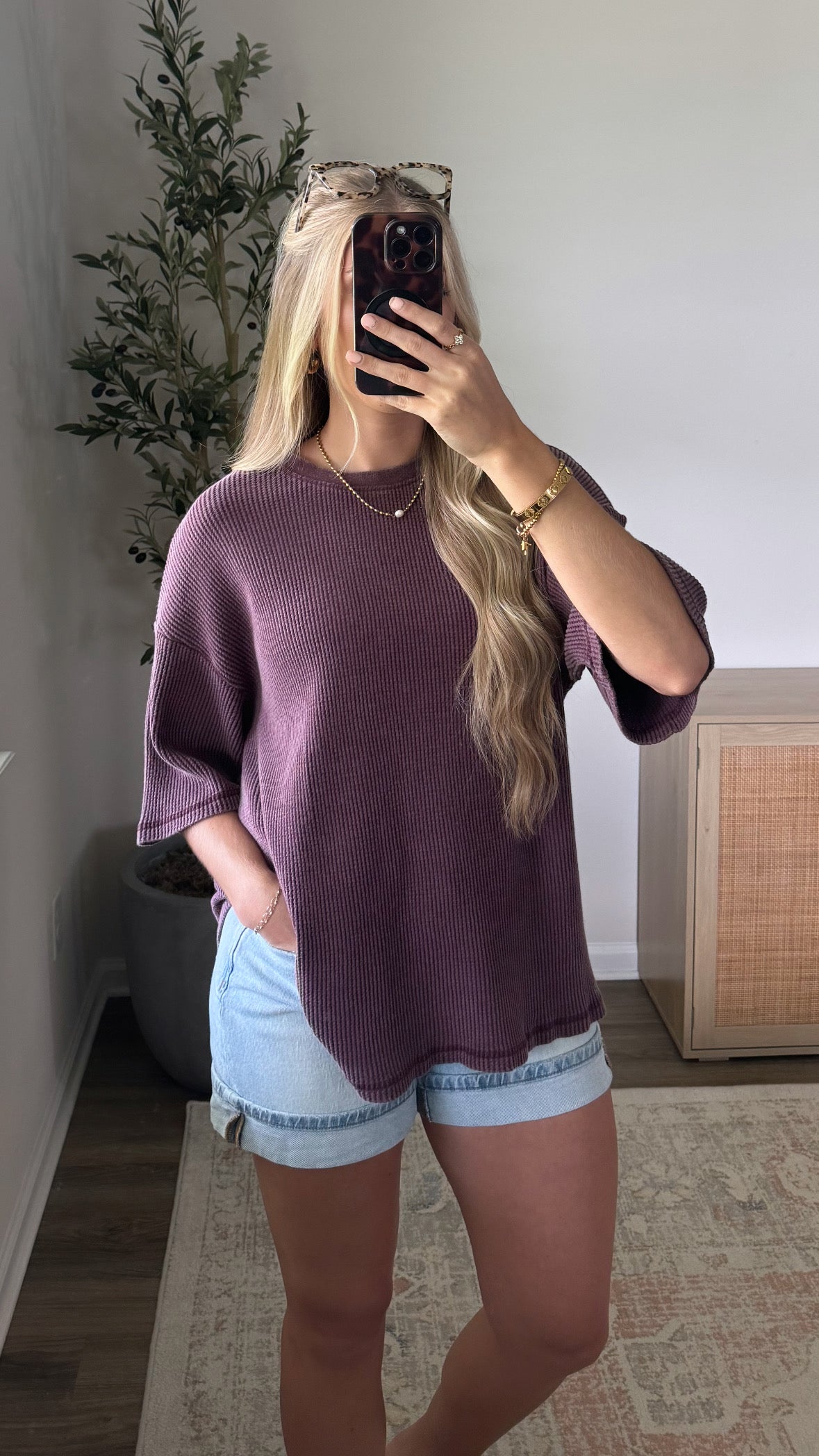 Lived In Waffle Tee / Plum – KAE Clothing