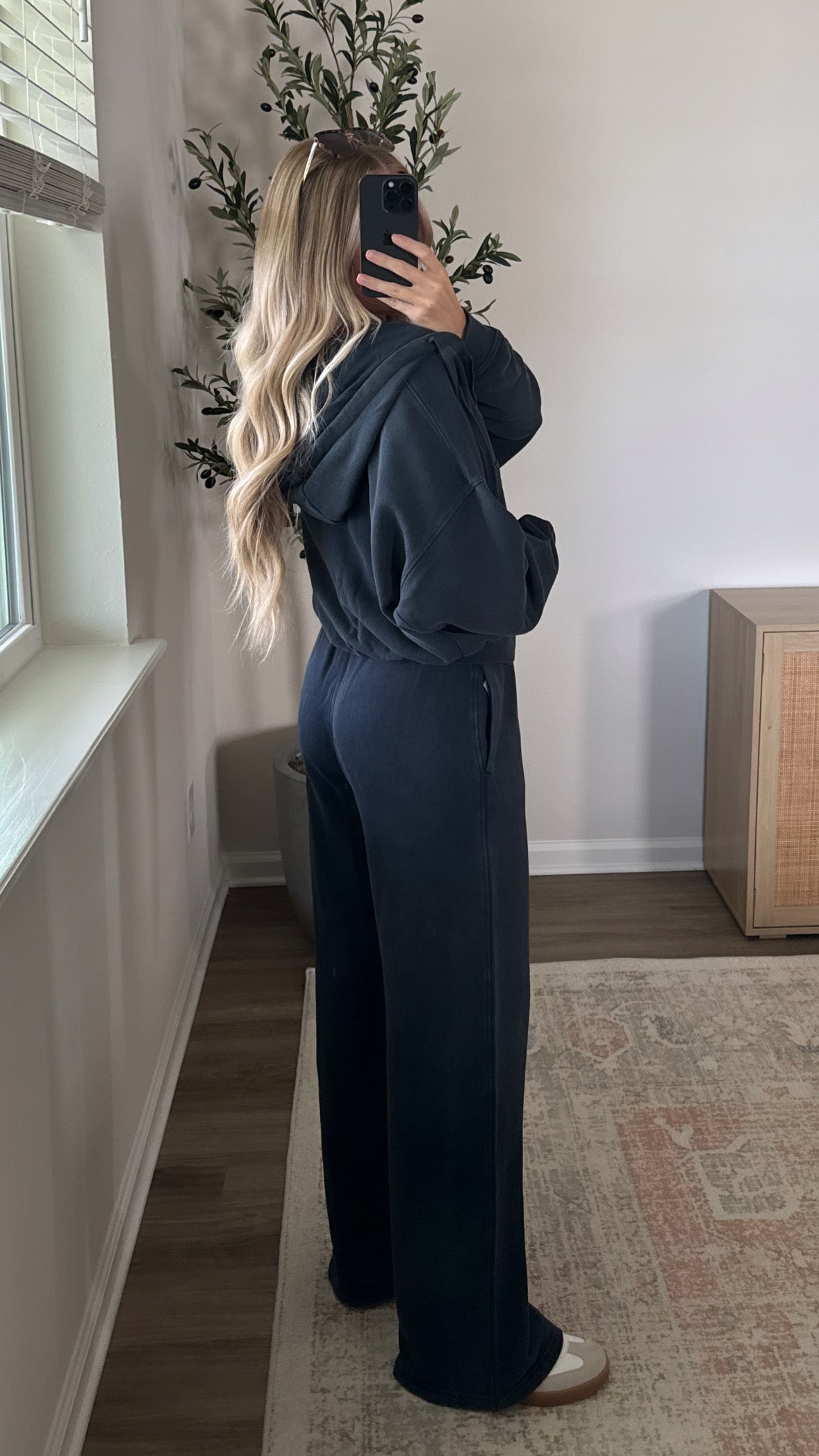 Maddie Zip-Up Jacket / Navy