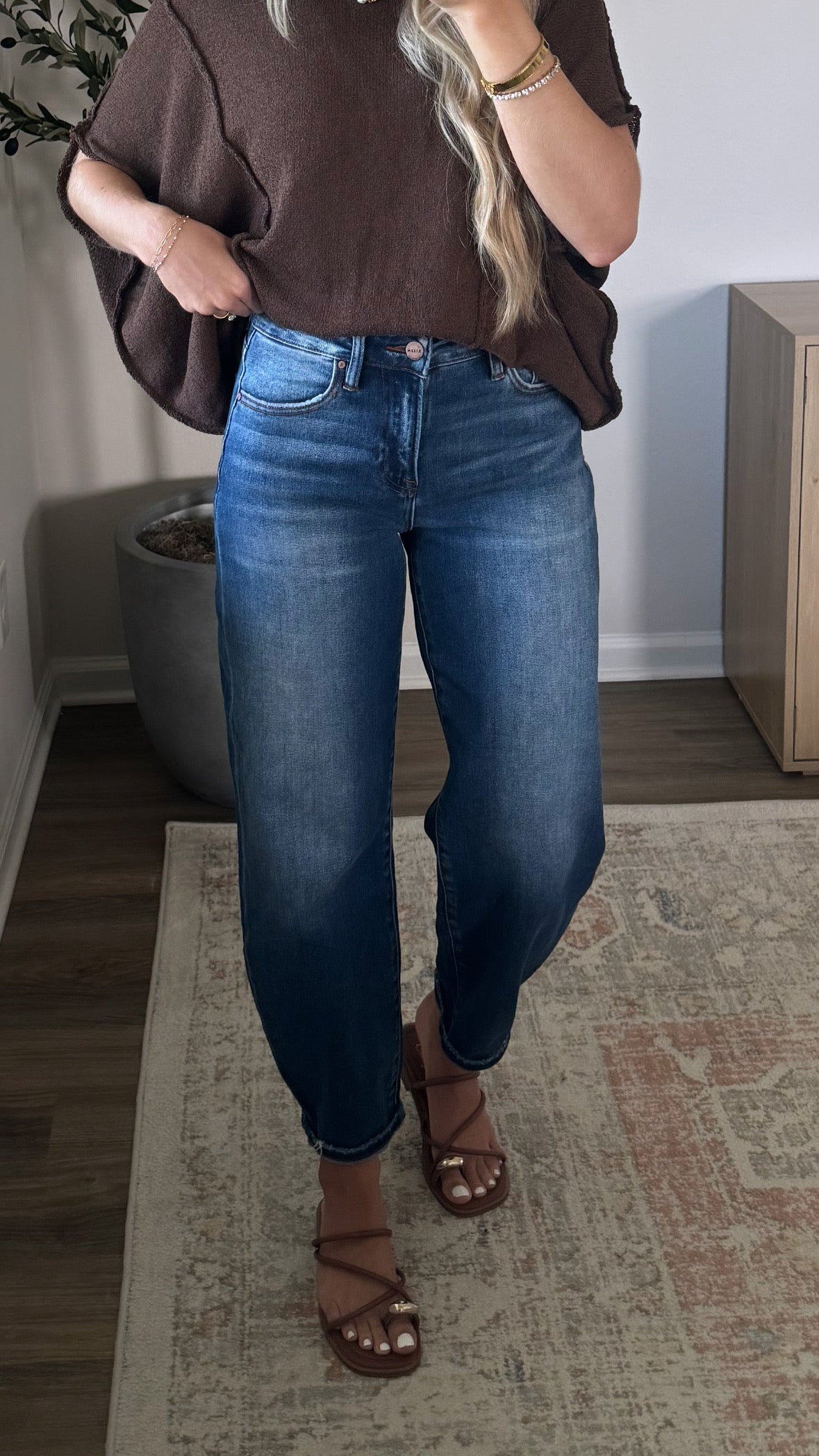 Emma Comfort Barrel Denim / Dark Wash