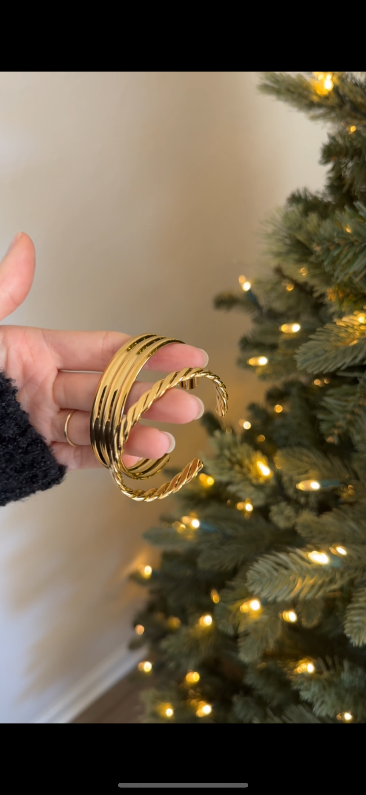 Ridged Bold Bangle