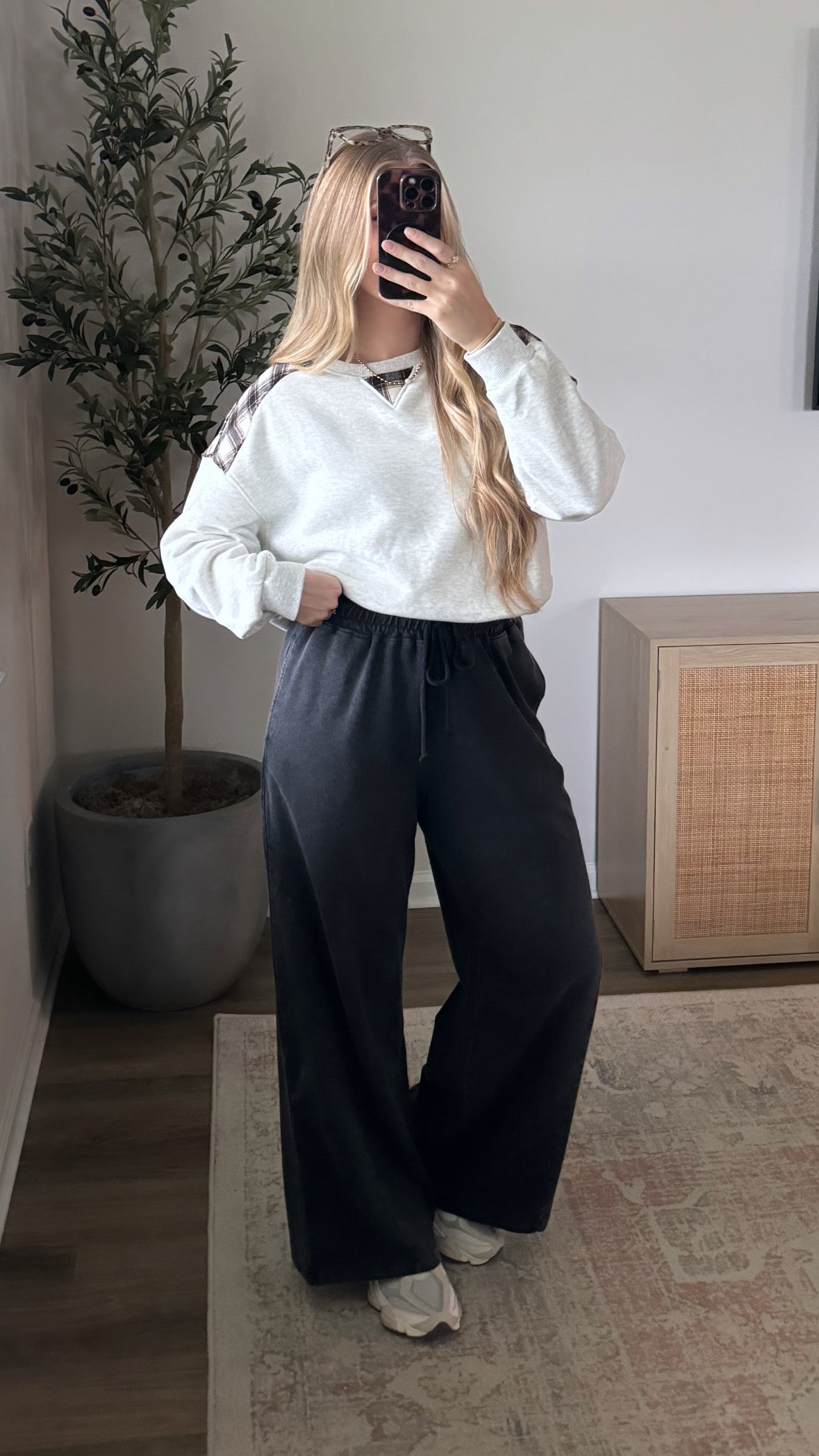 Wide Leg Sweatpants / Black