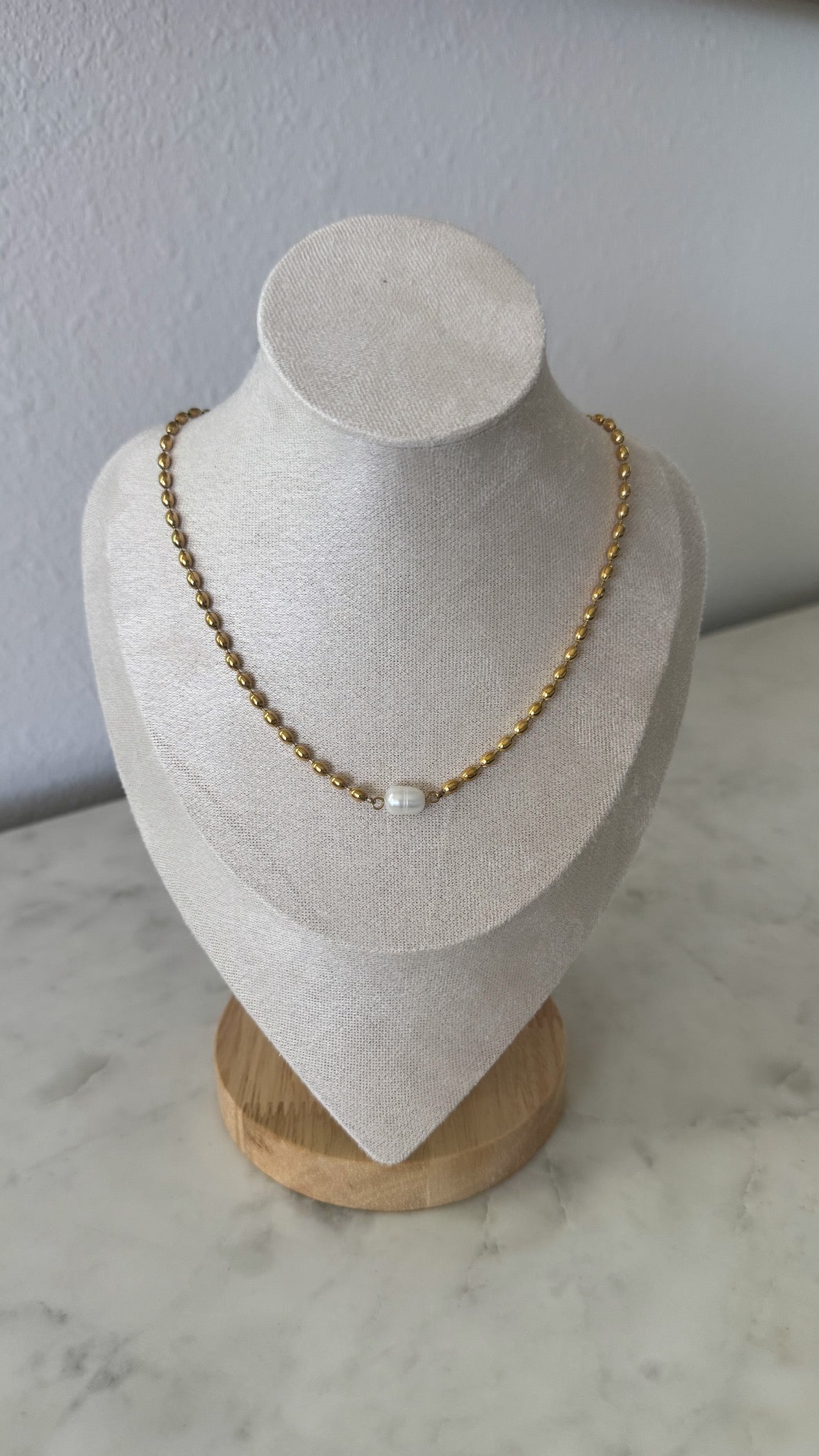 Dainty Pearl Necklace