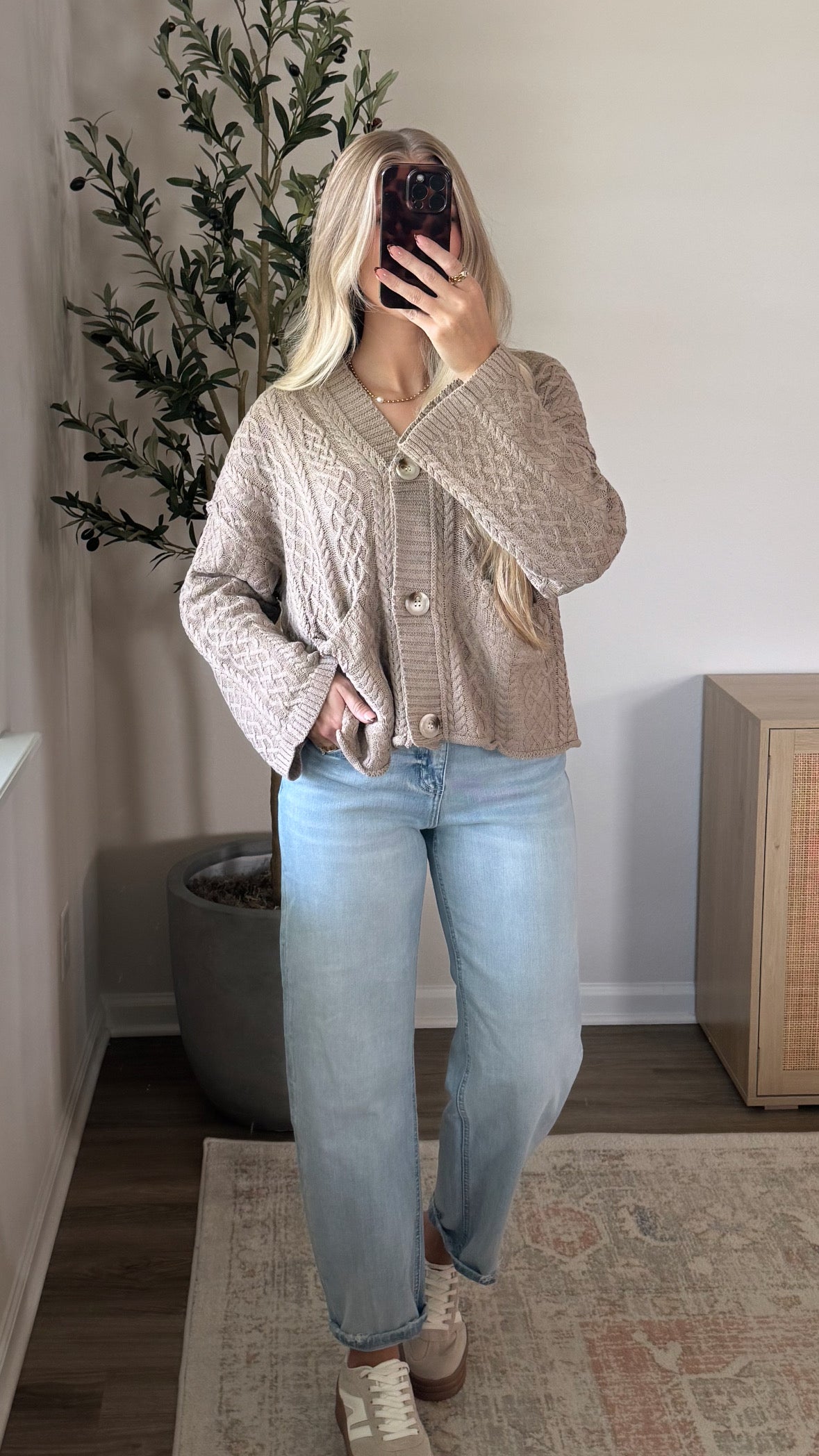 PREORDER (8/29) - Blakely Cable Knit Cardigan / Latte
