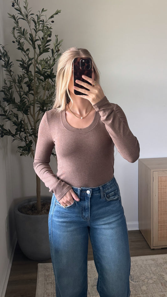 Modal Scoop Neck Long Sleeve / Mocha