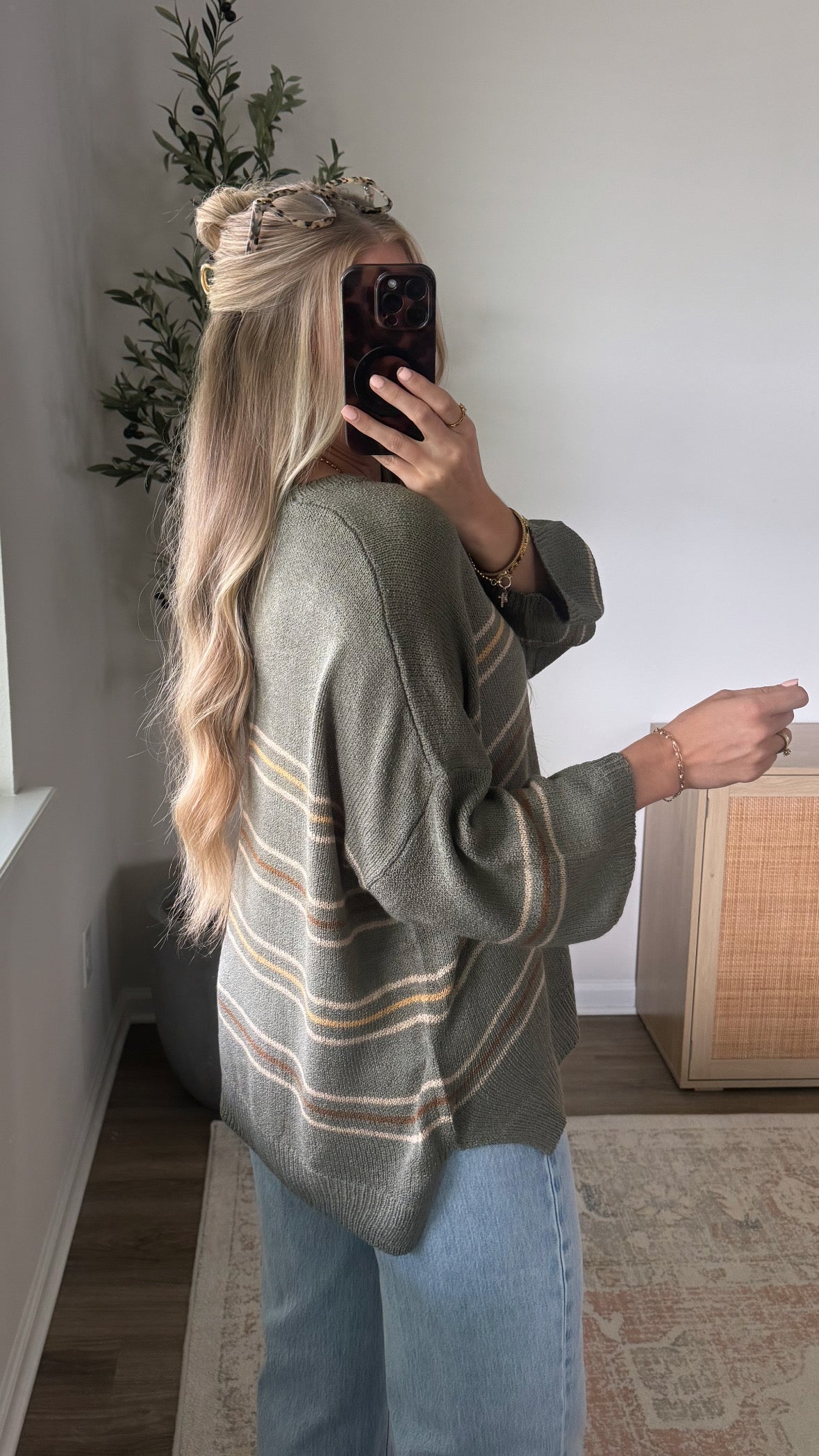 Aria Oversized Knit Top / Dusty Green