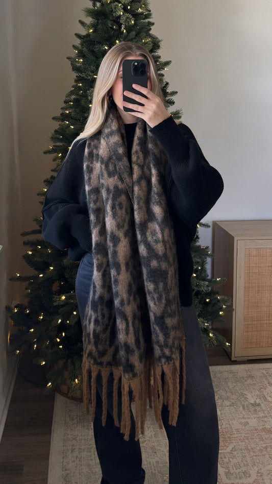 Oversized Scarf / Brown Leopard