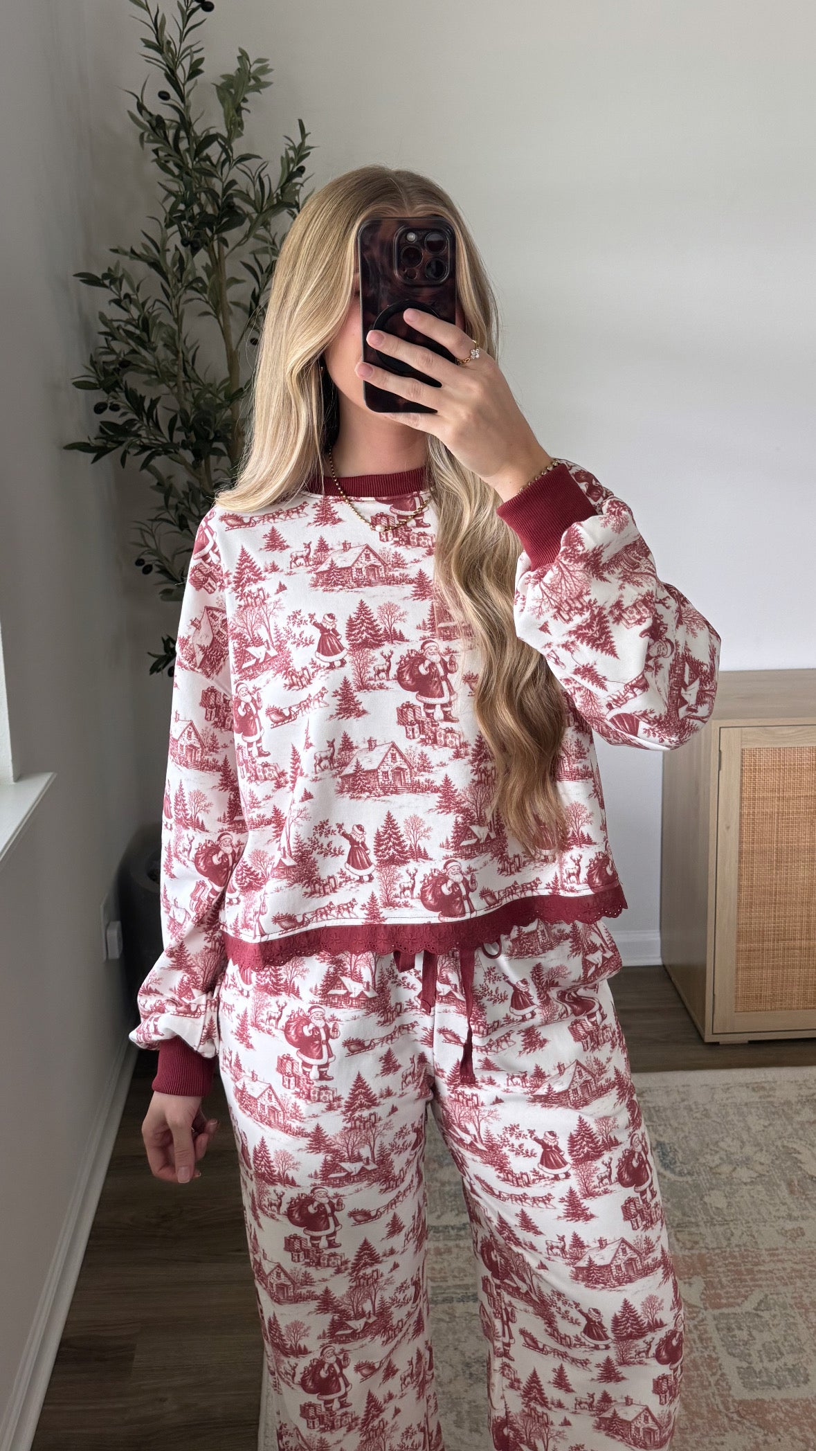 Christmas Village Pants Set / Red