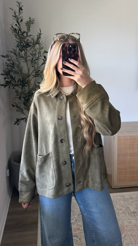 Carly Faux Suede Jacket / Olive Green