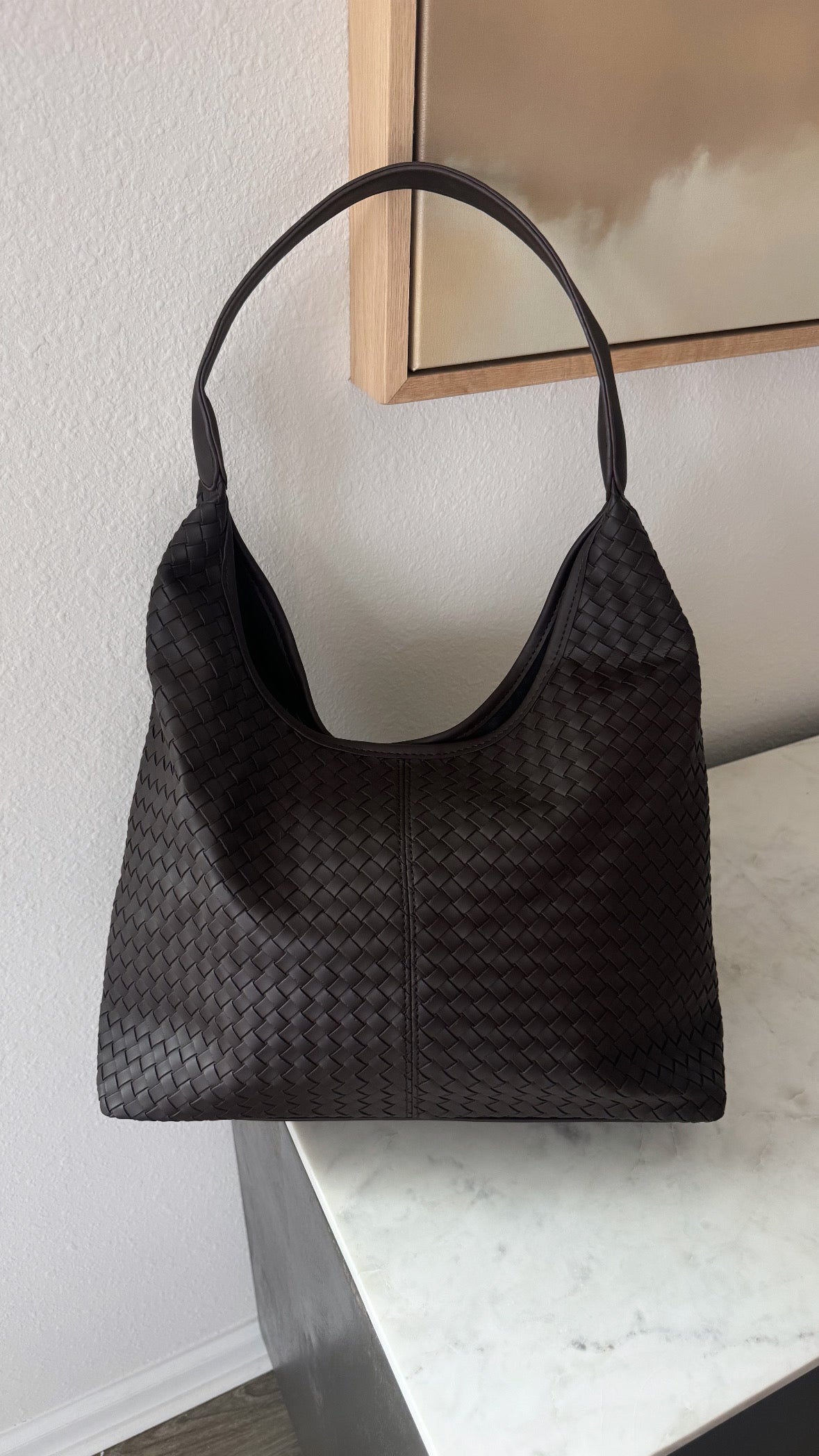 Woven Shoulder Bag / Brown