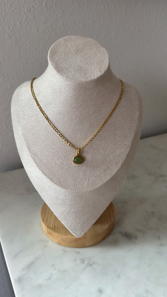 Green Stone Necklace / 18k Gold