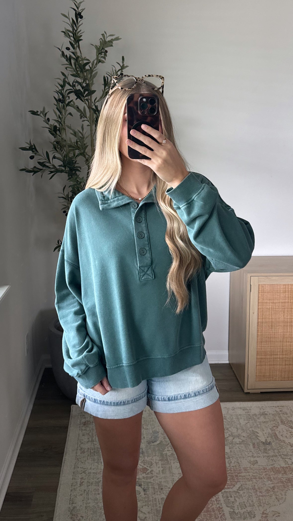 Hazel Henley Pullover / Dark Green