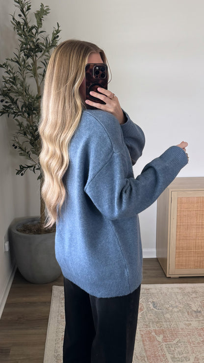 Santa's Sleigh Sweater / Dusty Blue