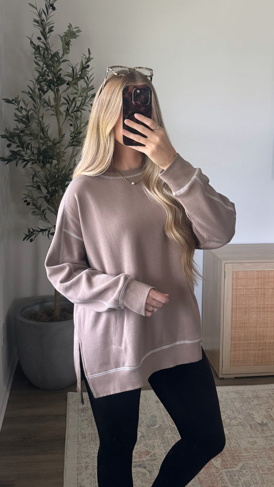 Contrast Stitched Pullover / Mocha