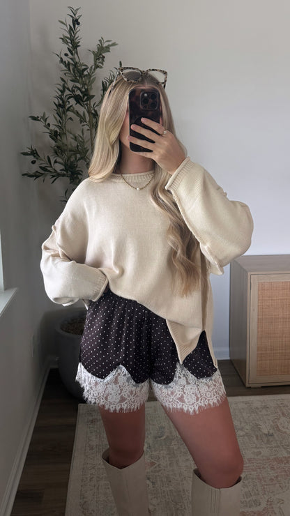 Polka Dot Lace Shorts / Dark Brown